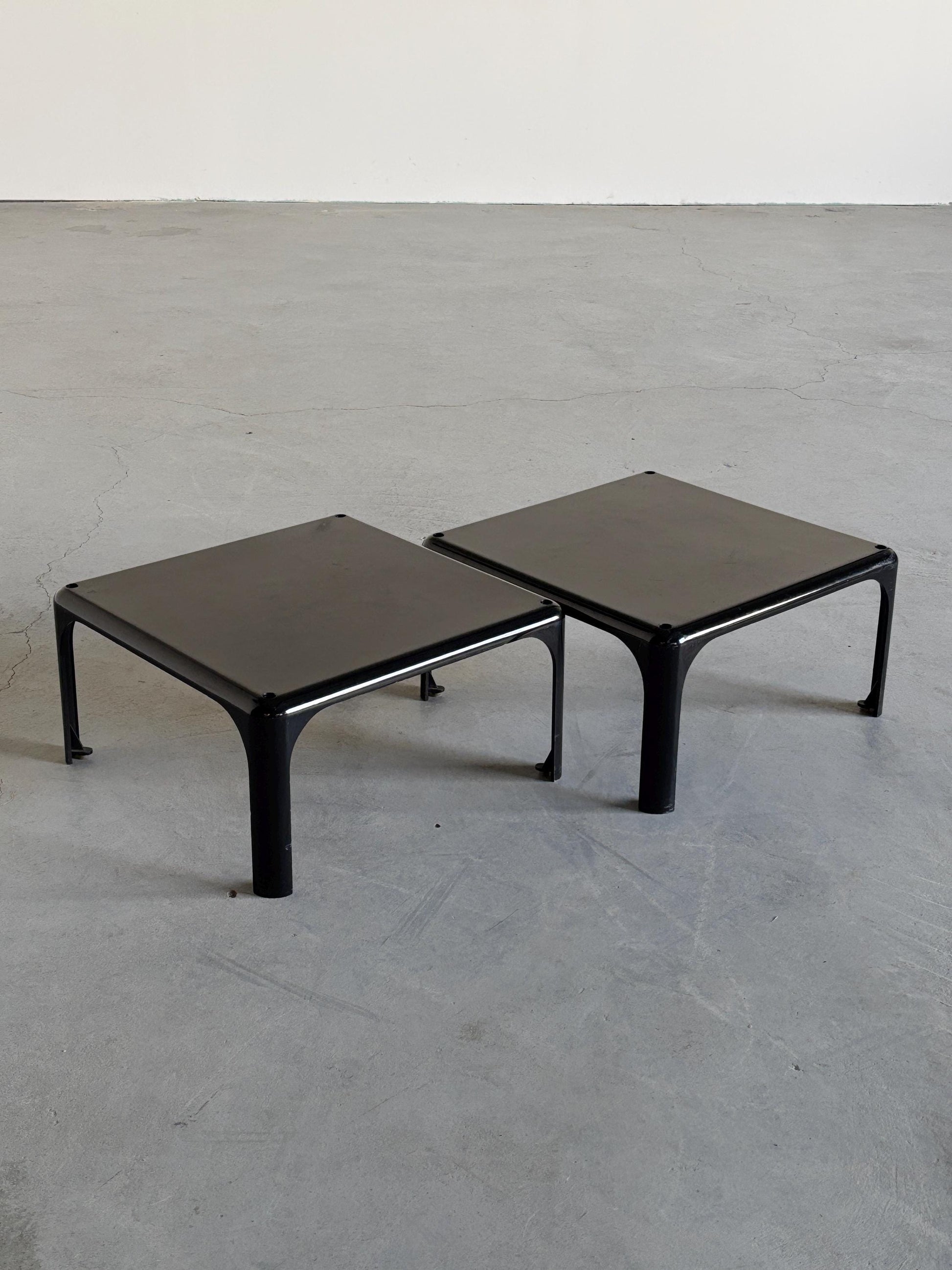 Vintage Set von 2 Beistelltisch Demetrio 45 von Vico Magistretti für Artemide Milano, schwarz