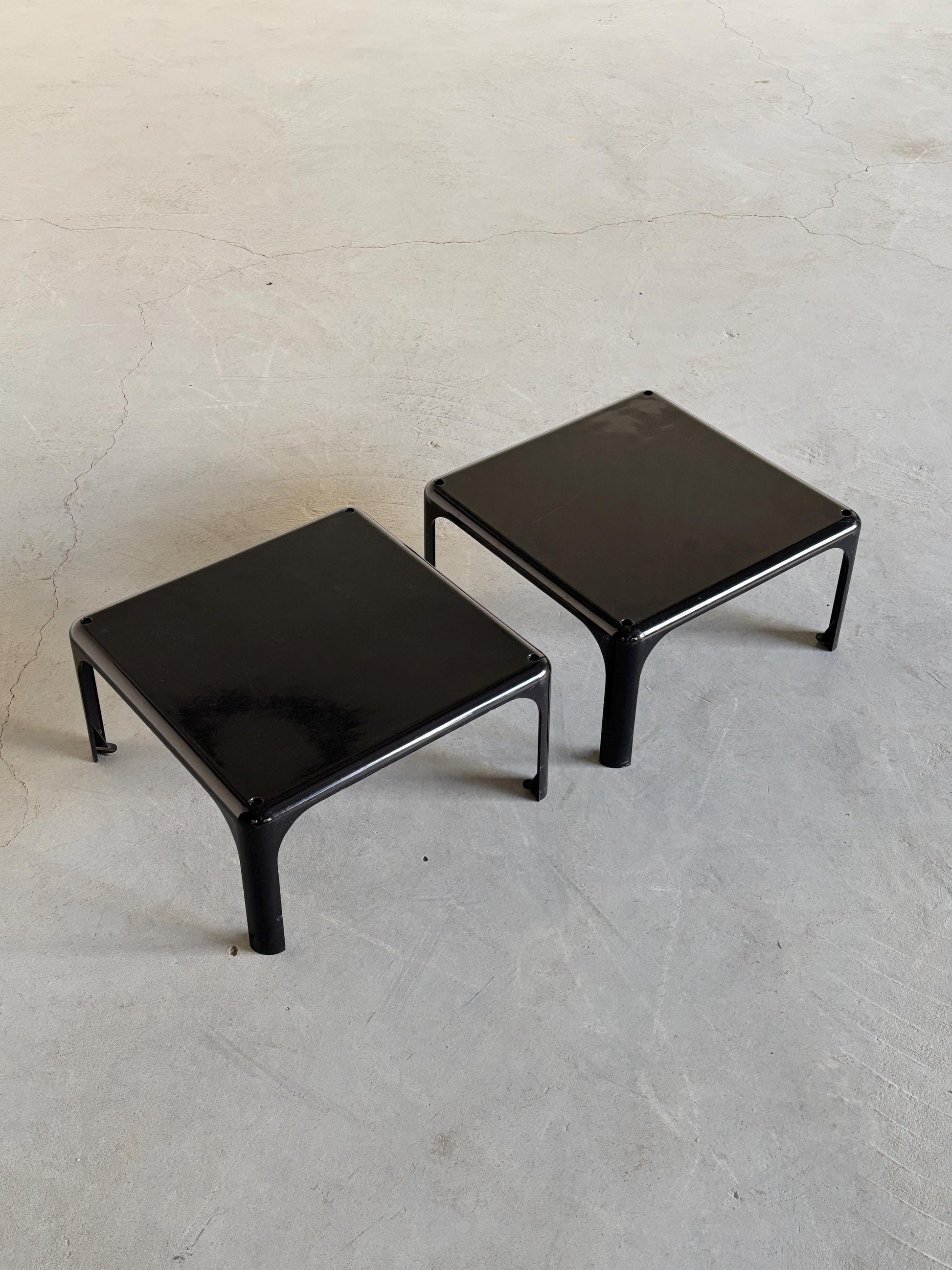 Vintage Set von 2 Beistelltisch Demetrio 45 von Vico Magistretti für Artemide Milano, schwarz