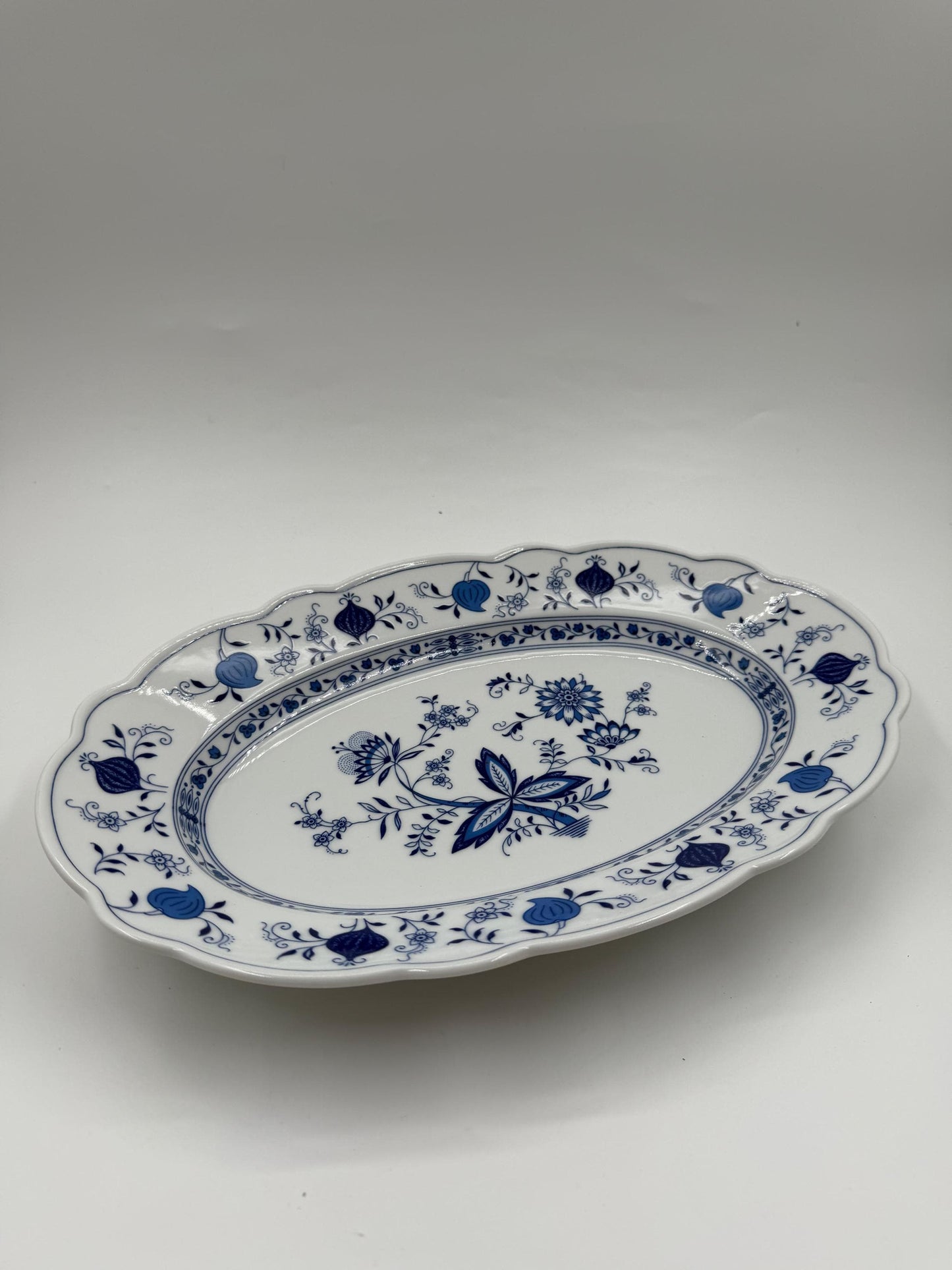 Vintage Servierteller Marienbad Ingres Weiß Zwiebelmuster oval groß blau weiß Porzellan