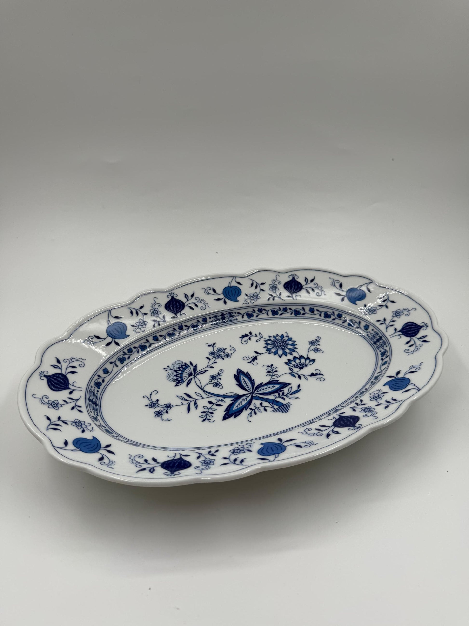 Vintage Servierteller Marienbad Ingres Weiß Zwiebelmuster oval groß blau weiß Porzellan