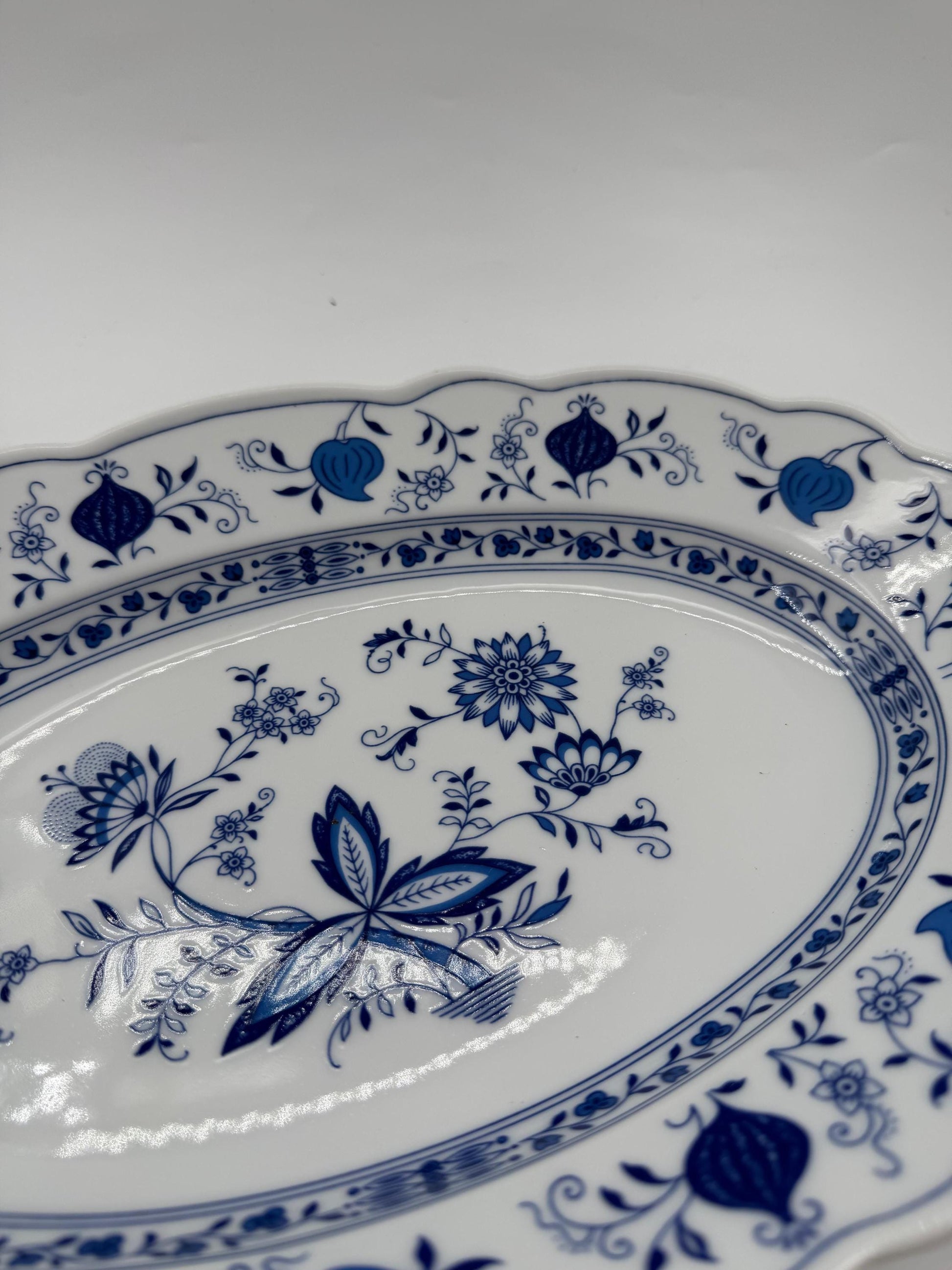 Vintage Servierteller Marienbad Ingres Weiß Zwiebelmuster oval groß blau weiß Porzellan