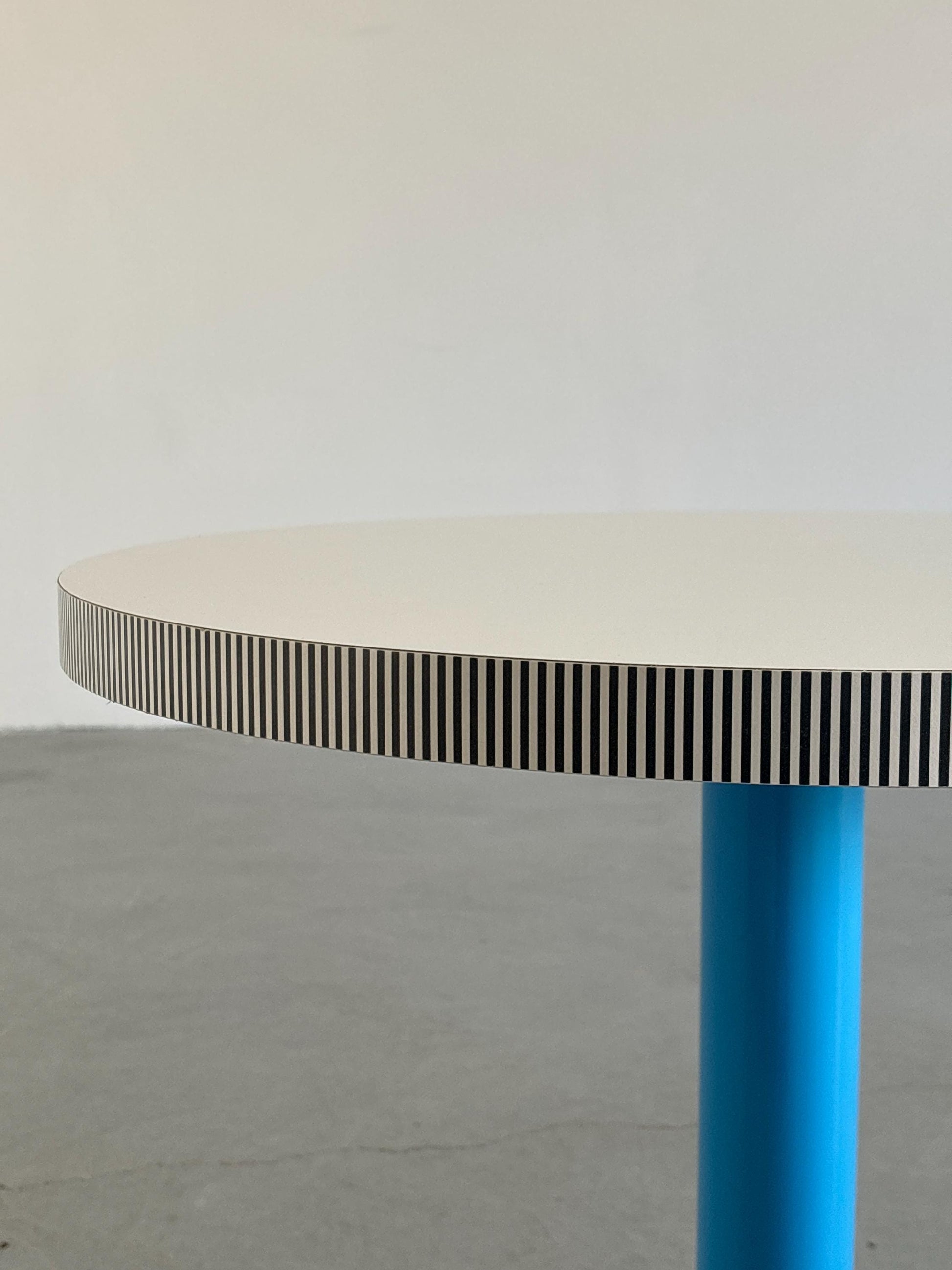 Vintage Tisch Kroma von Antonia Astori für Driade, hellblau schwarz weiß