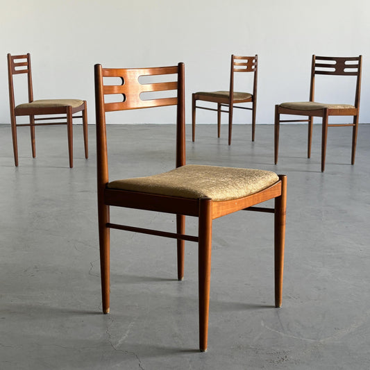 Vintage Esszimmerstuhl Set von 4 aus Teak, skandinavisches Design, Dänemark