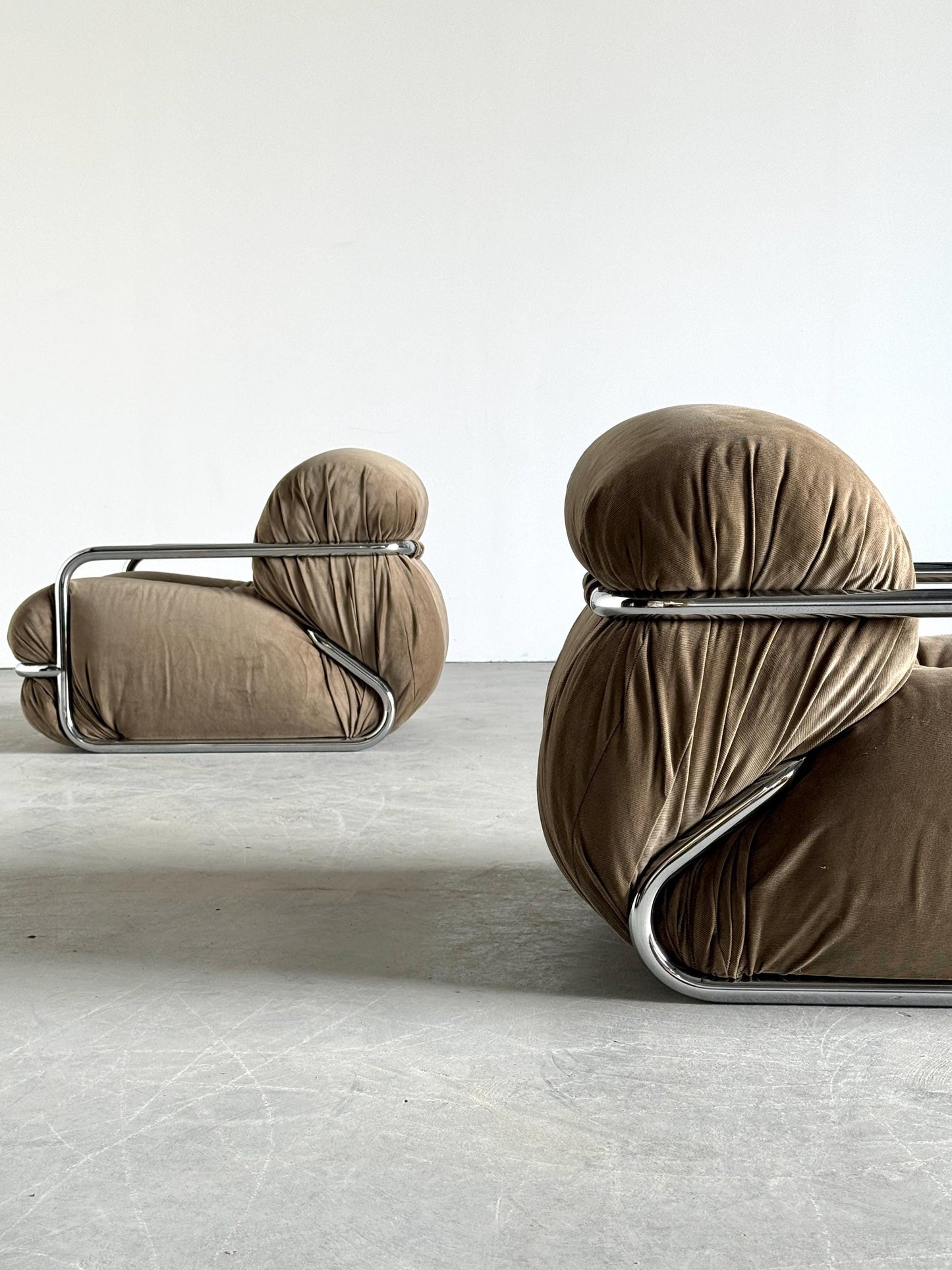 Vintage Set von 2 Sessel von Mario Sabot camel hellbraun verchromt