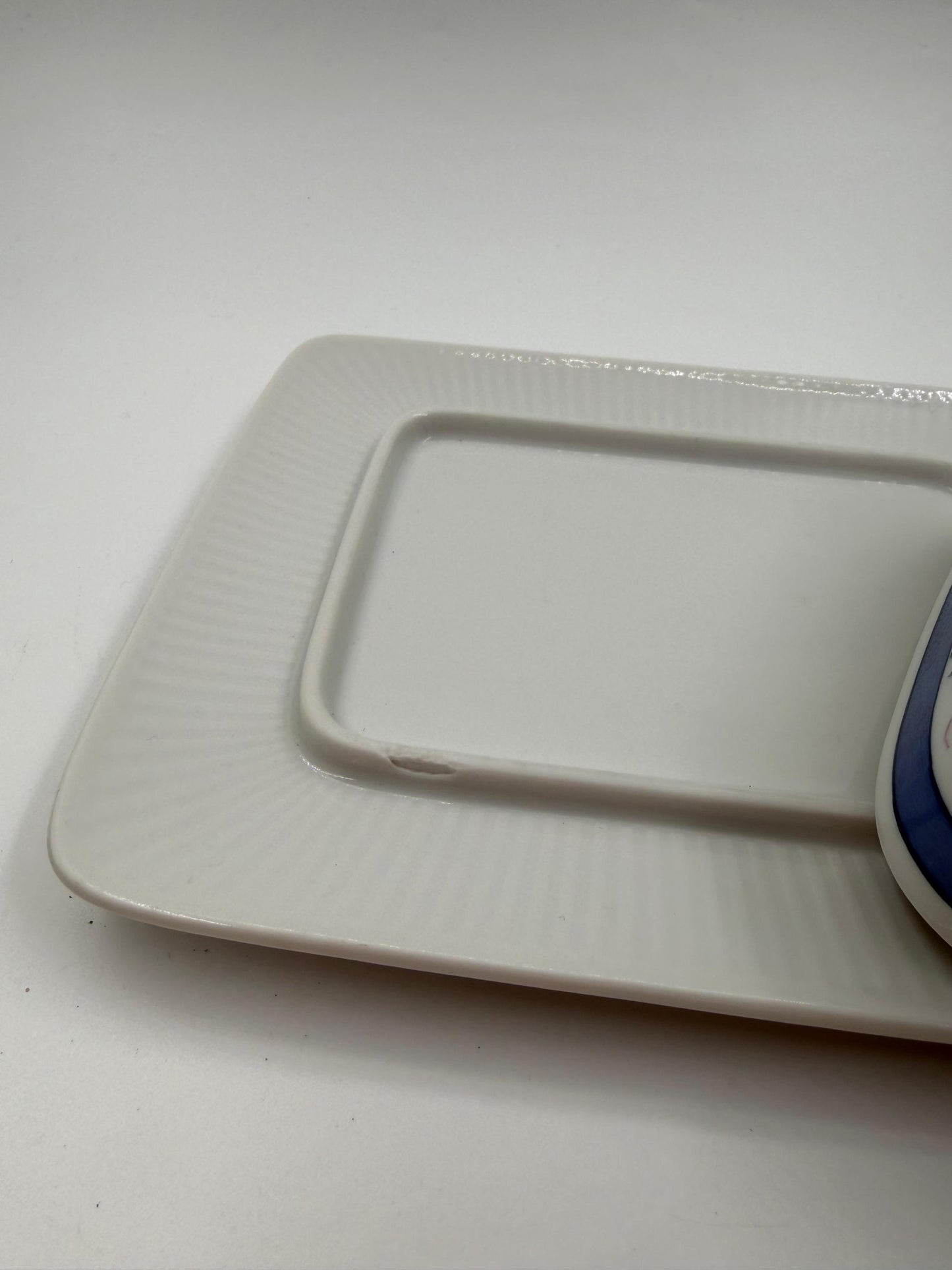 Vintage Butterdose Zwiebelmuster von Seltmann Weiden für Seltmann Weiden rare Farbvariante Rosa Blau
