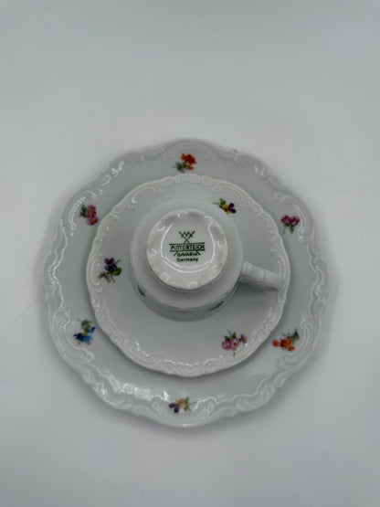 Vintage Mokkatasse von Mitterteich für Bavaria weiß bunt gold Porzellangeschirr