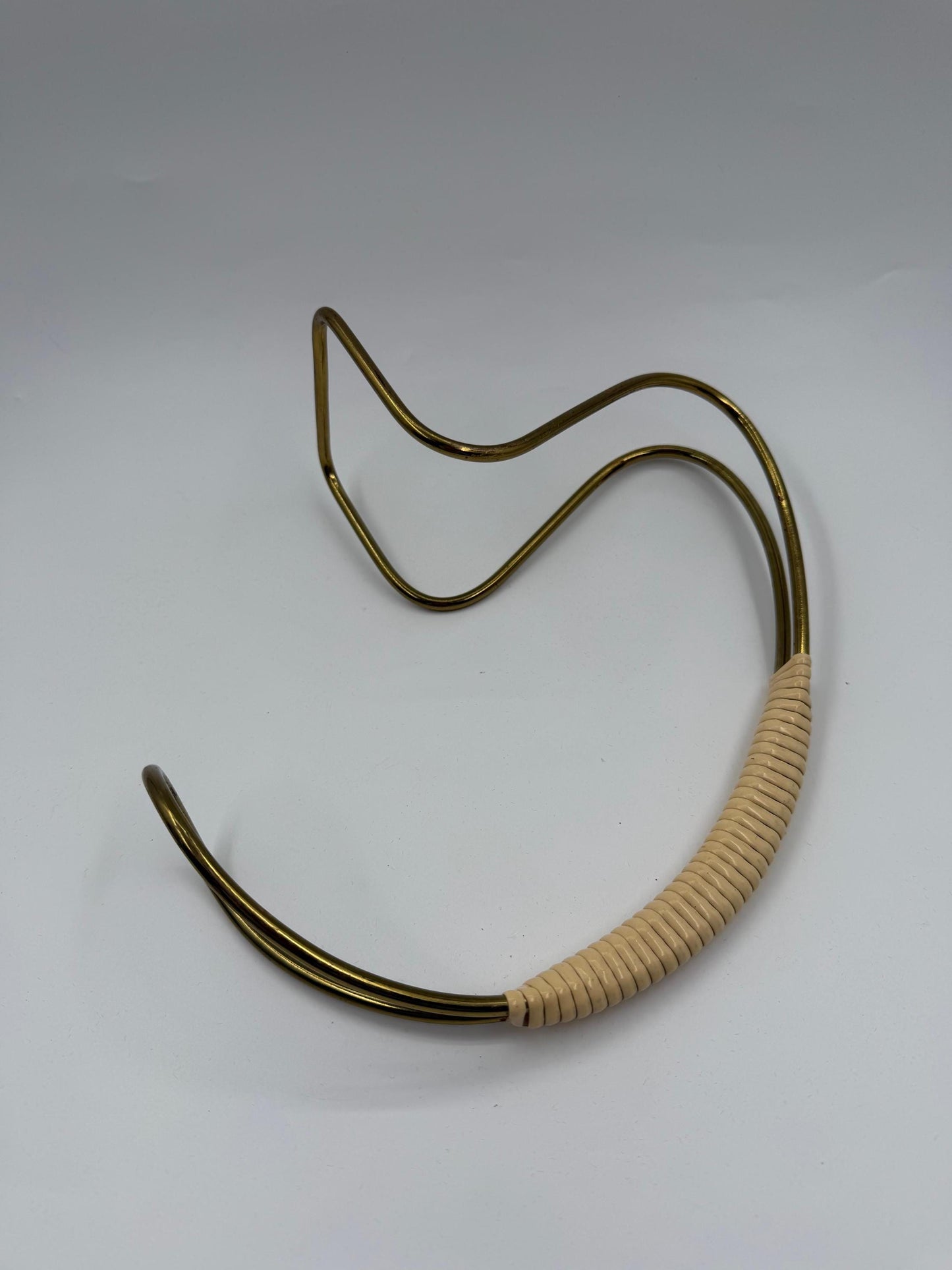 Vintage Flaschenhalter Gold-Creme Dekoration Metall und Kunststoff
