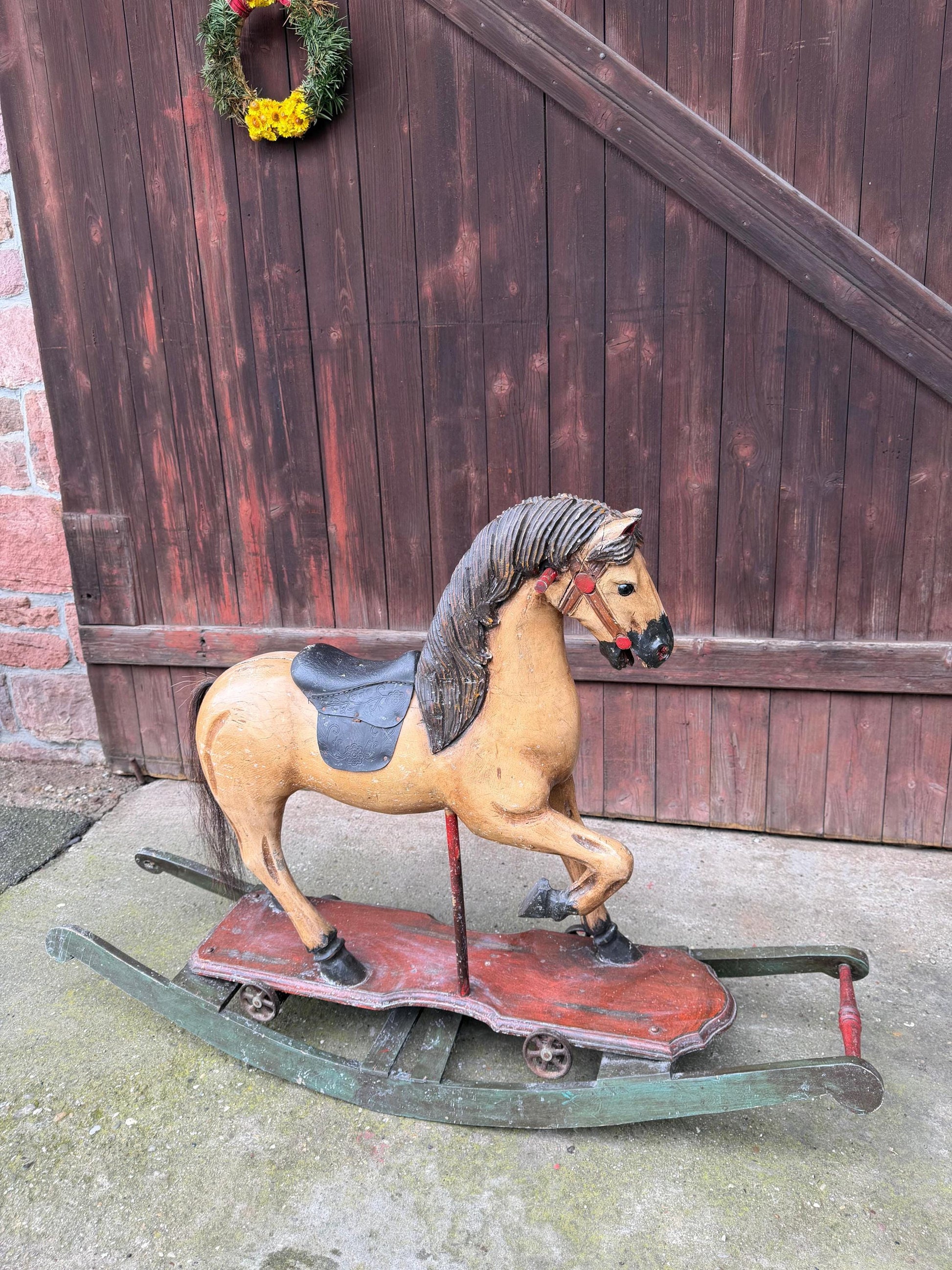 Vintage Schaukelpferd dunkelgrün Holz Echthaar Schwanz Dekoration