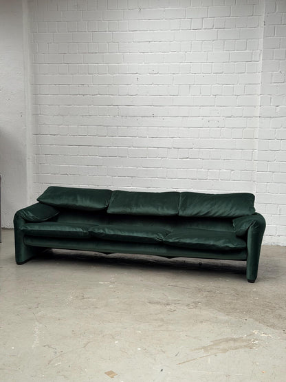 Vintage Sofa Maralunga 675 von Vico Magistretti für Cassina grün Samt 3-Sitzer