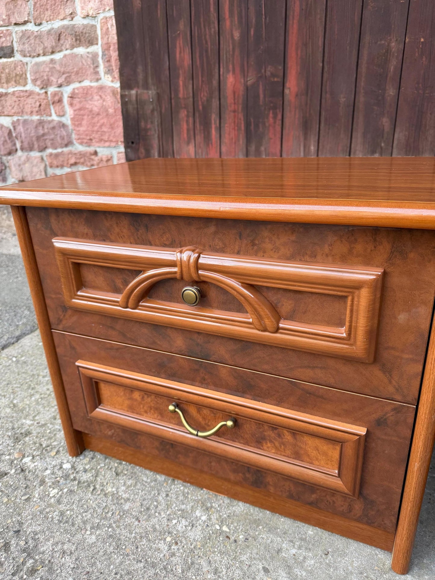 Vintage Nachtschrank Set von 2 mit Schubladen Teak Optik