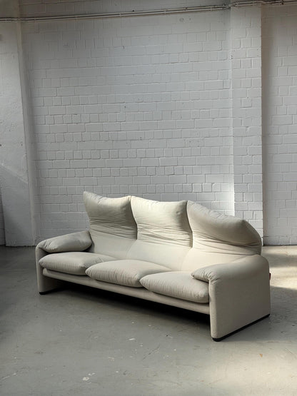 Vintage Sofa Maralunga 675 von Vico Magistretti für Cassina 3-Sitzer