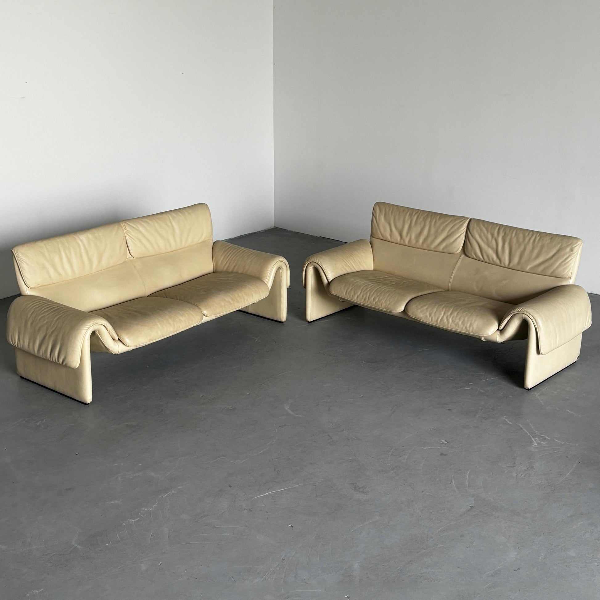 Vintage Set von 2 DS 2011 Sofa von De Sede für De Sede beige greige