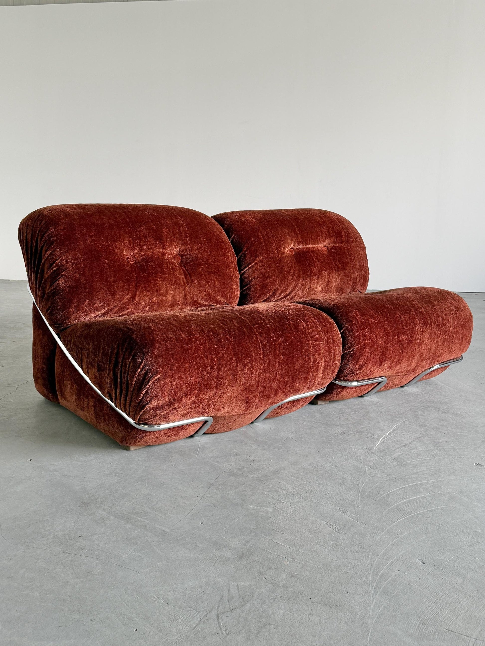 Vintage Set von 2 Lounge Chair italienisch, Rost Samt, Chromrahmen