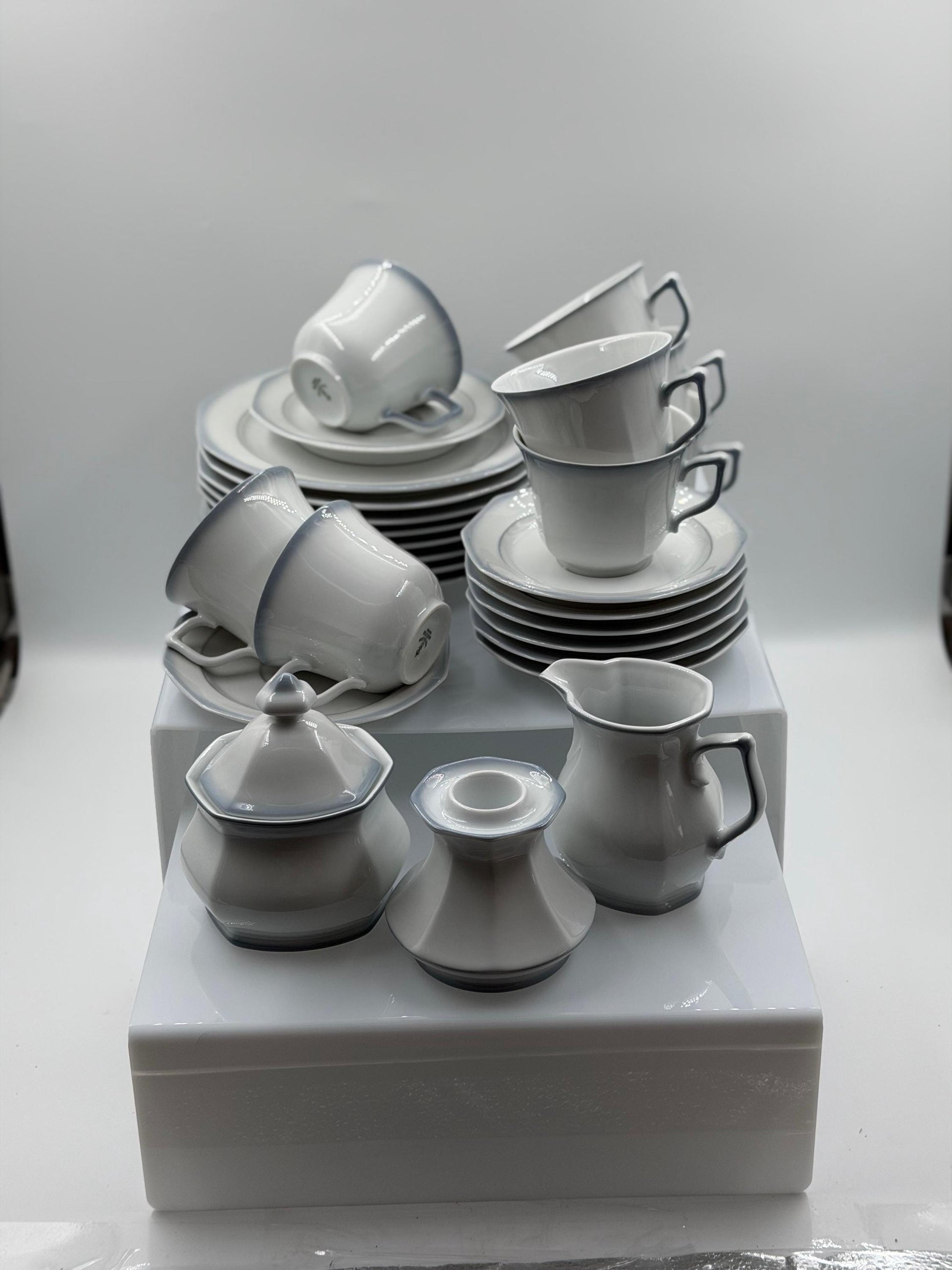 Vintage Kaffeeservice von Winterling Marktleuthen für 8 Personen 29-teilig Weiß Porzellan