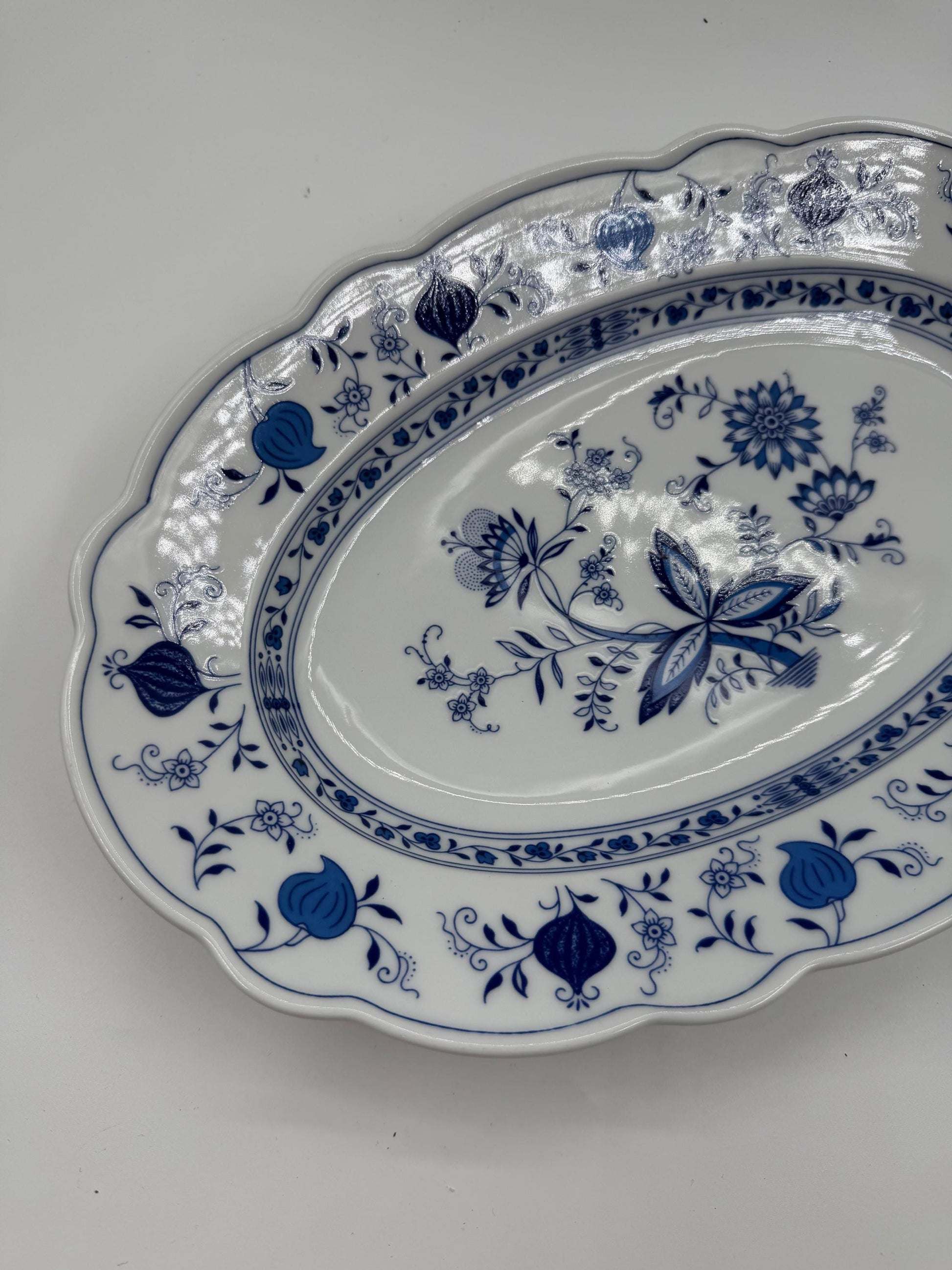 Vintage Servierteller Marienbad Ingres Weiß Zwiebelmuster oval groß blau weiß Porzellan
