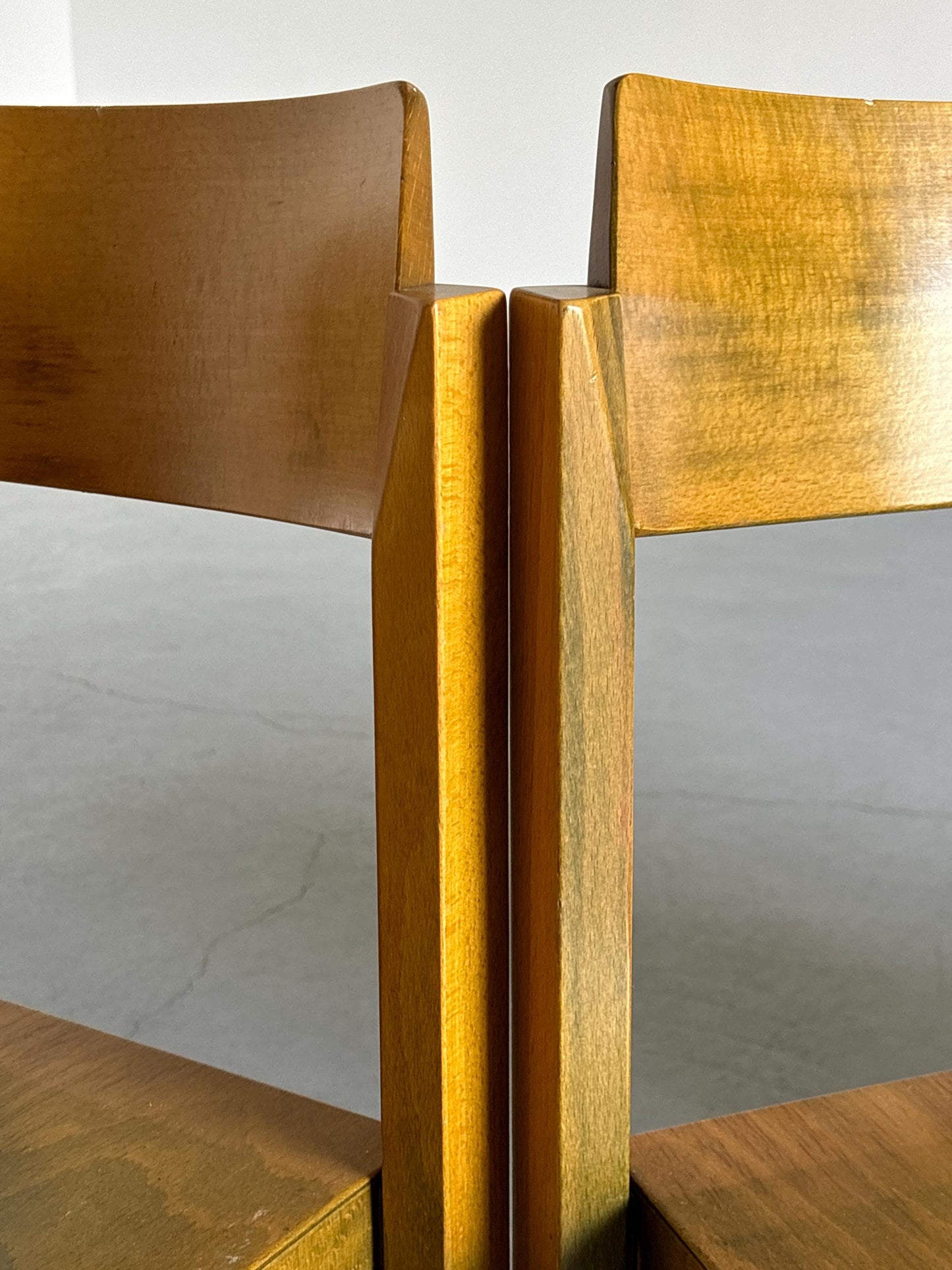 Vintage Stuhl Unikat Patina Massivholz grün hellbraun