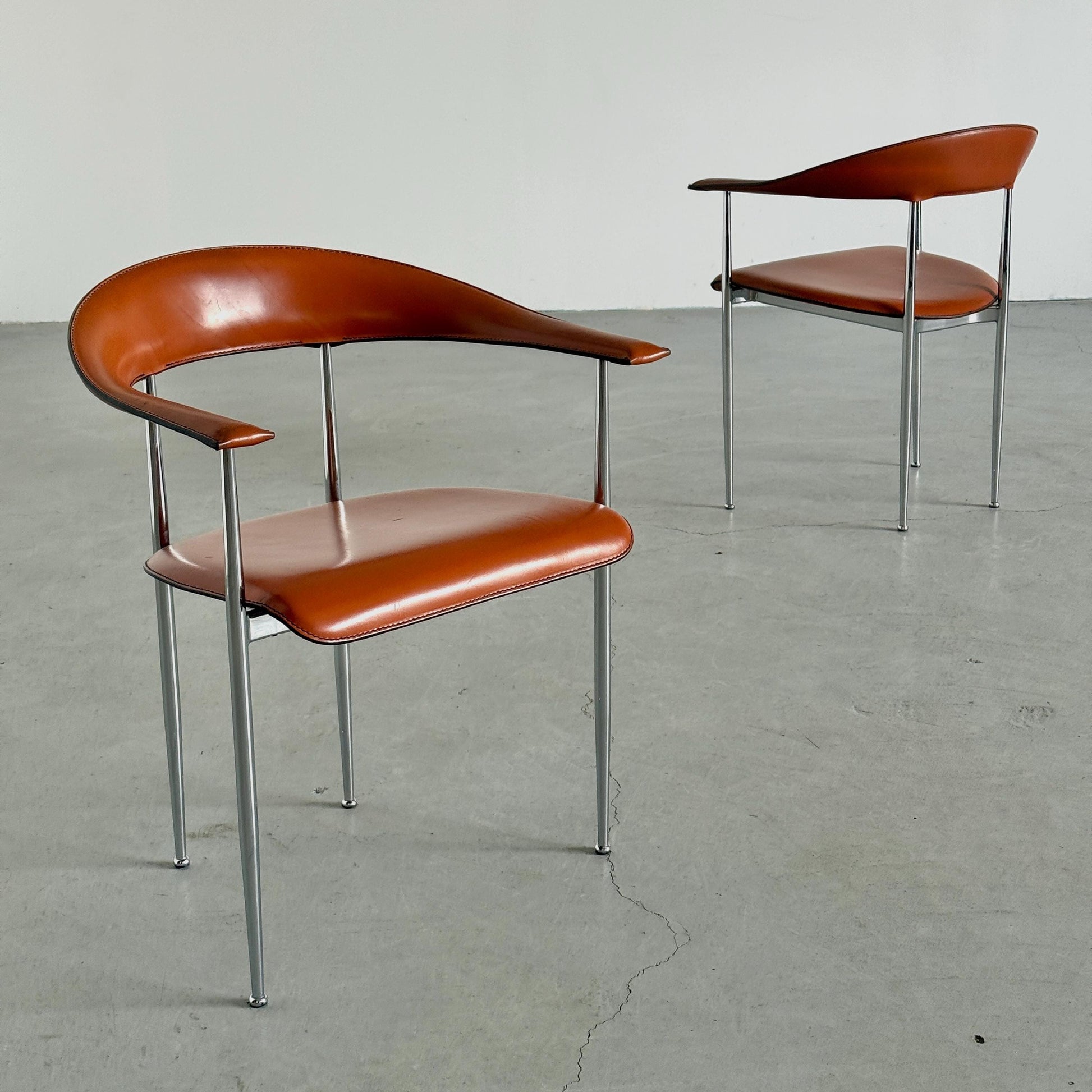 Vintage Set von 2 Stuhl P40 von Giancarlo Vegni und Gianfranco Gualtierotti für Fasem Cognac