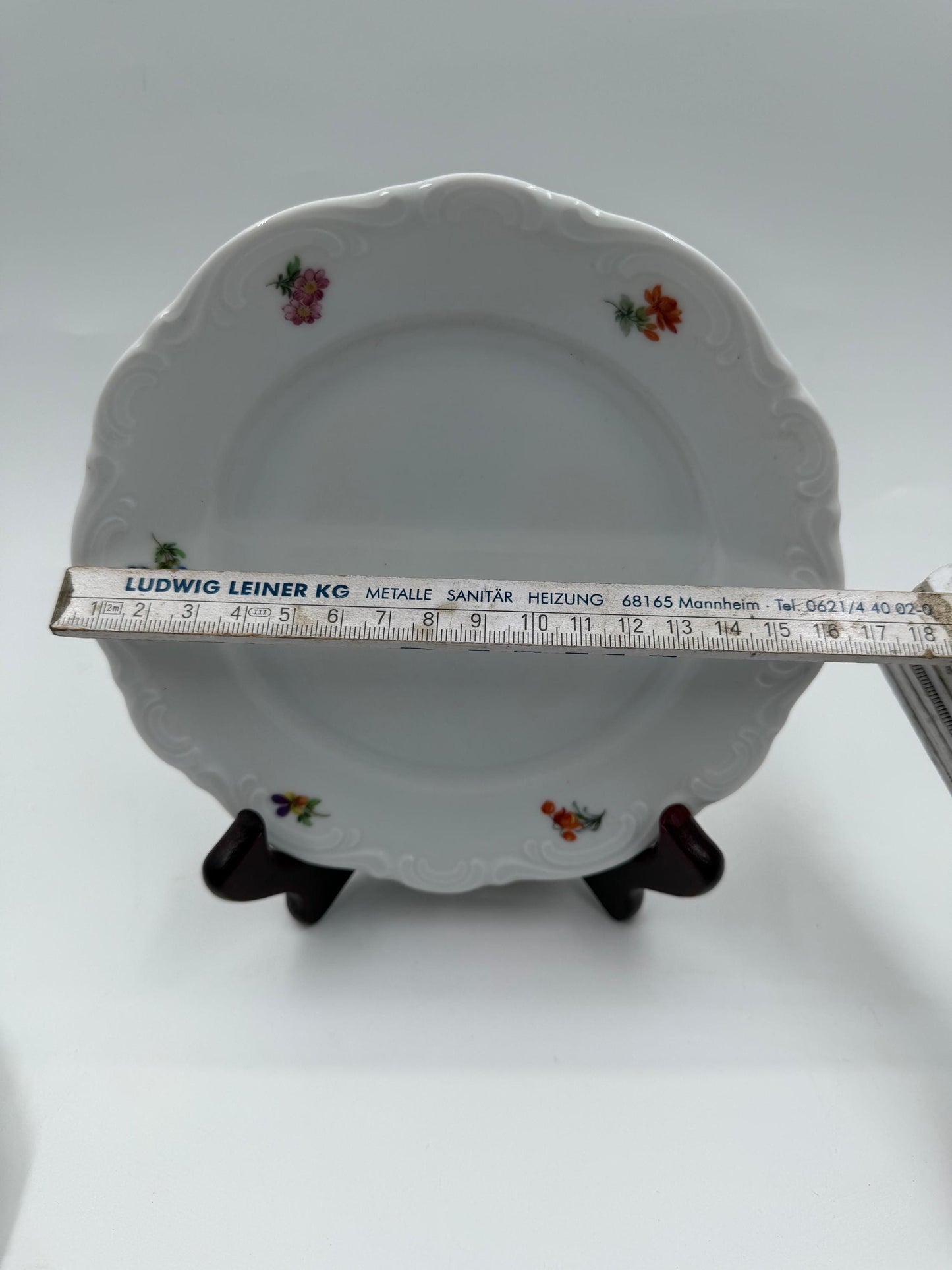 Vintage Mokkatasse von Mitterteich für Bavaria weiß bunt gold Porzellangeschirr