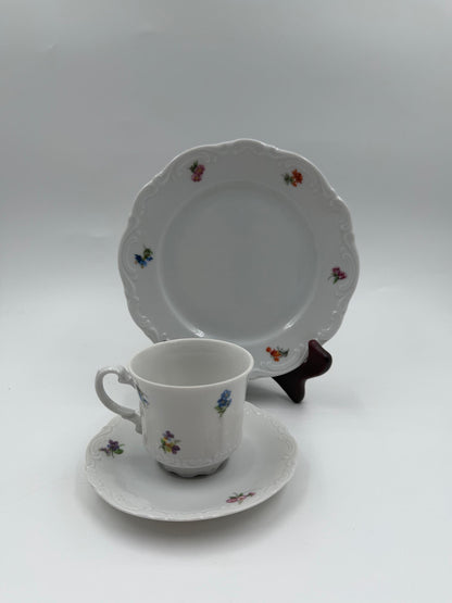 Vintage Mokkatasse von Mitterteich für Bavaria weiß bunt gold Porzellangeschirr
