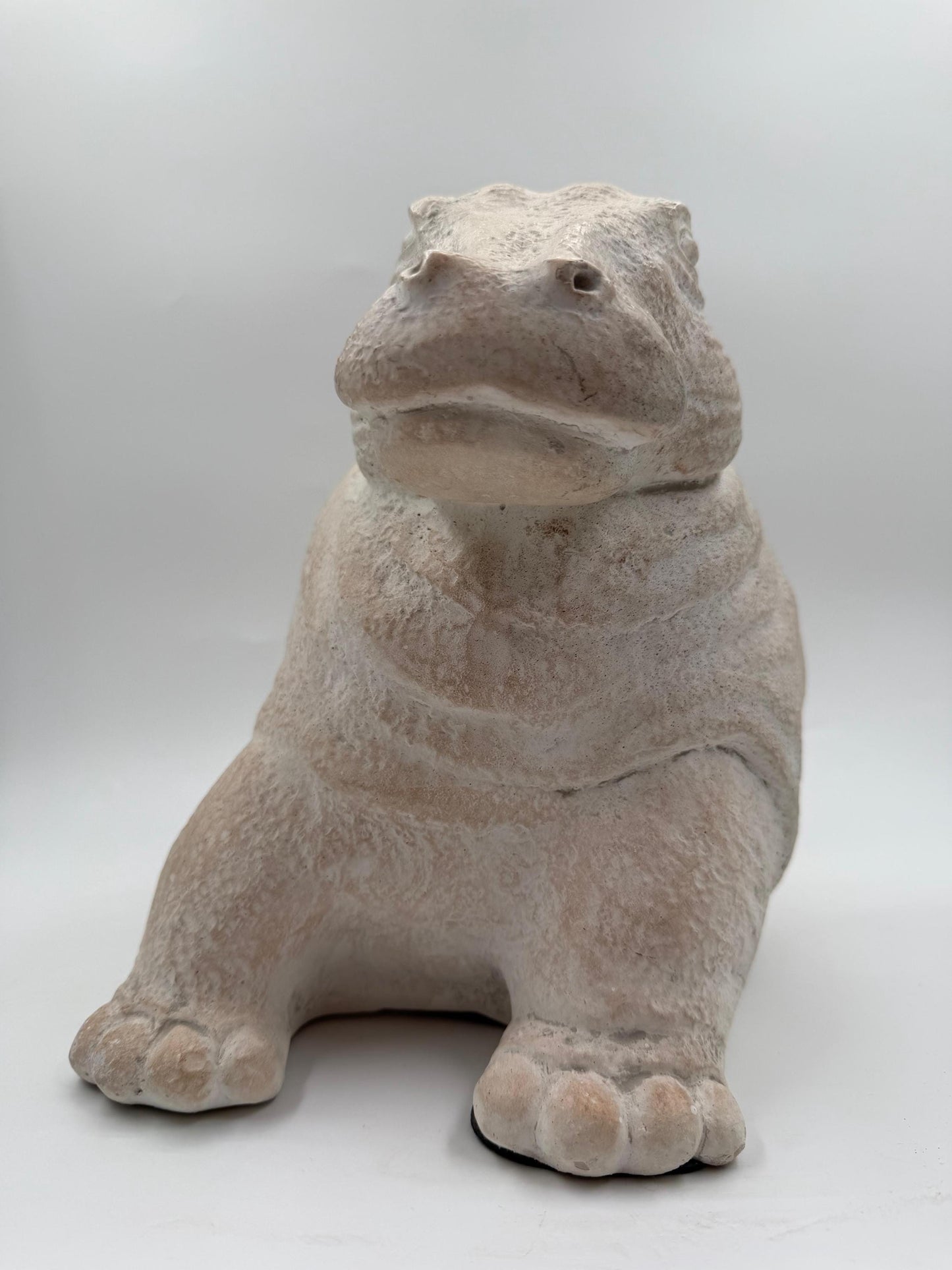 Vintage Skulptur Hippo von Paul Bellardo für Austin Productions grau erdig