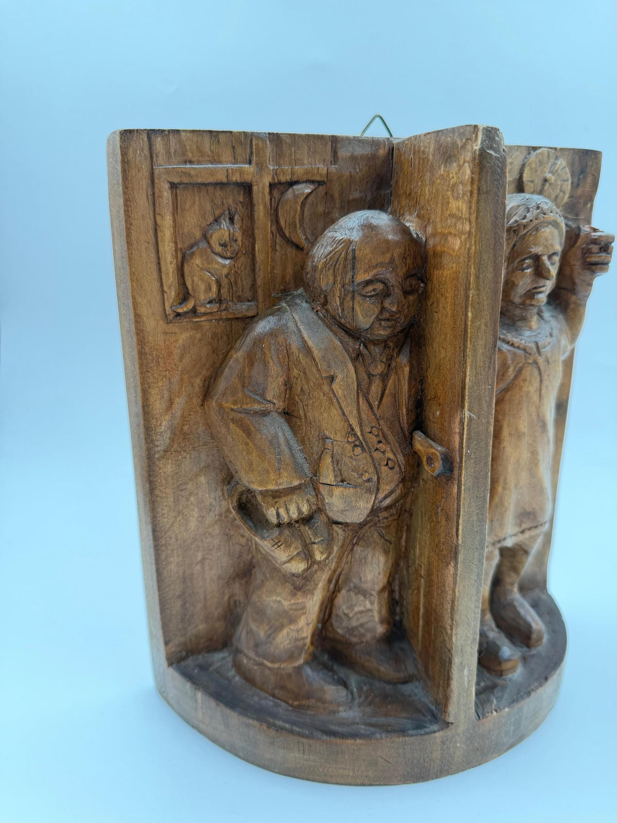 Vintage Wandrelief Holz-Schnitzbild handgefertigt figürliche Szene mit 2 Personen