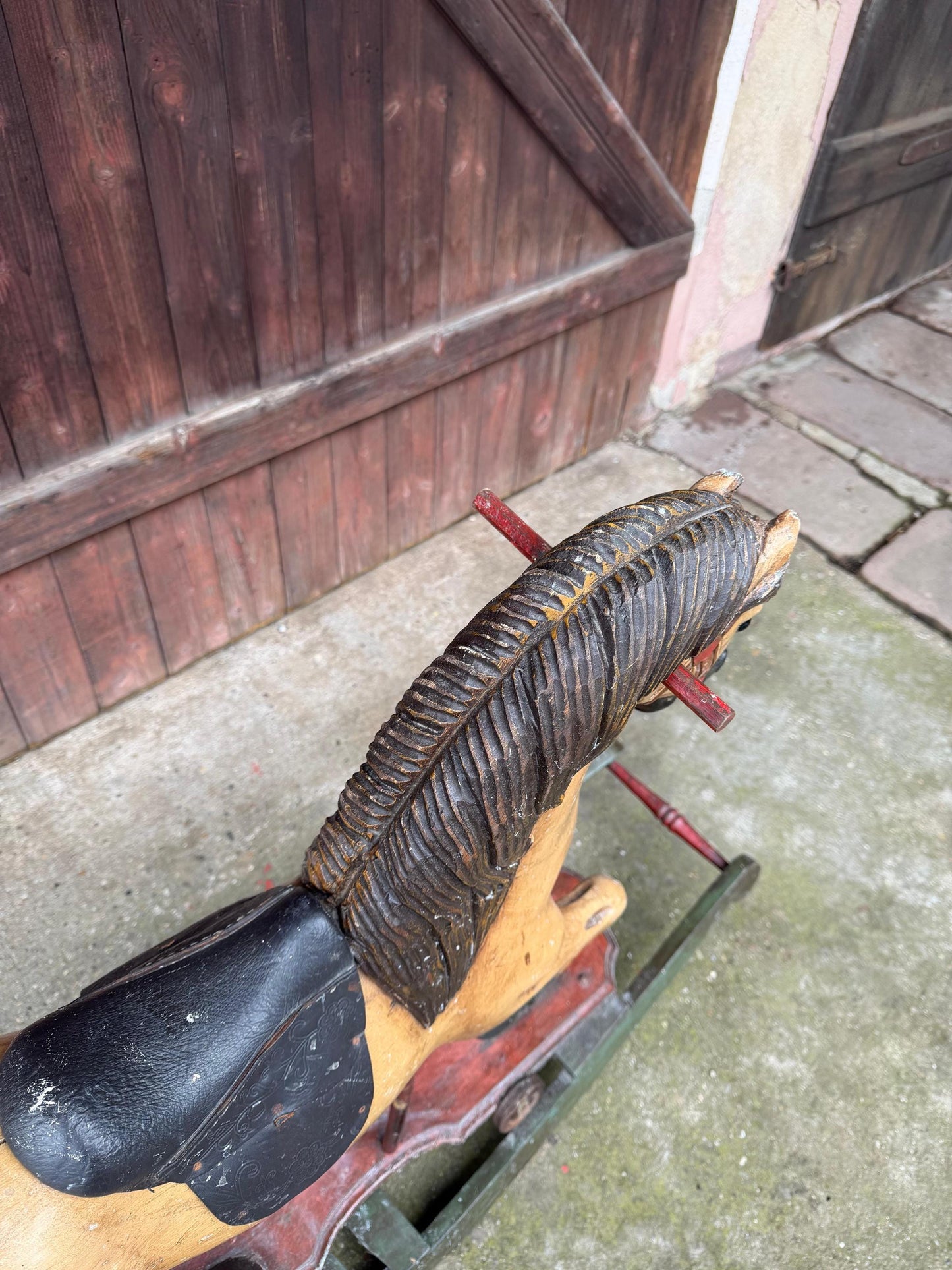 Vintage Schaukelpferd dunkelgrün Holz Echthaar Schwanz Dekoration