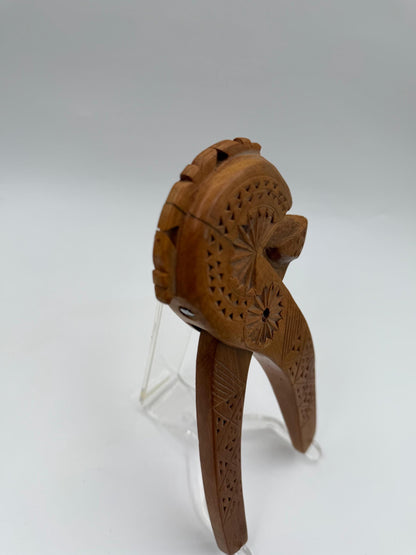 Vintage Nussknacker Zangennussknacker handgeschnitzt Unikat Holzton natur