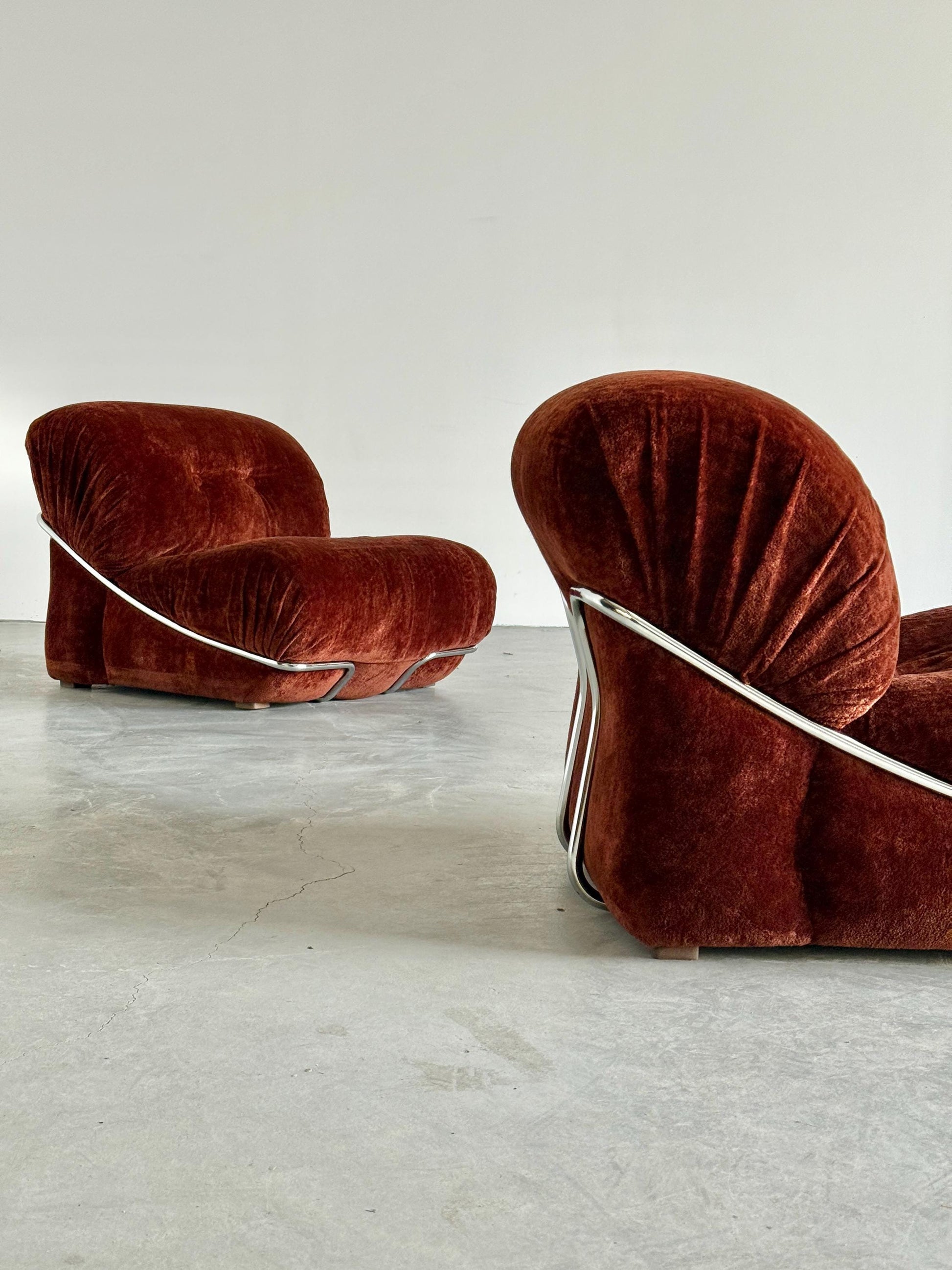 Vintage Set von 2 Lounge Chair italienisch, Rost Samt, Chromrahmen