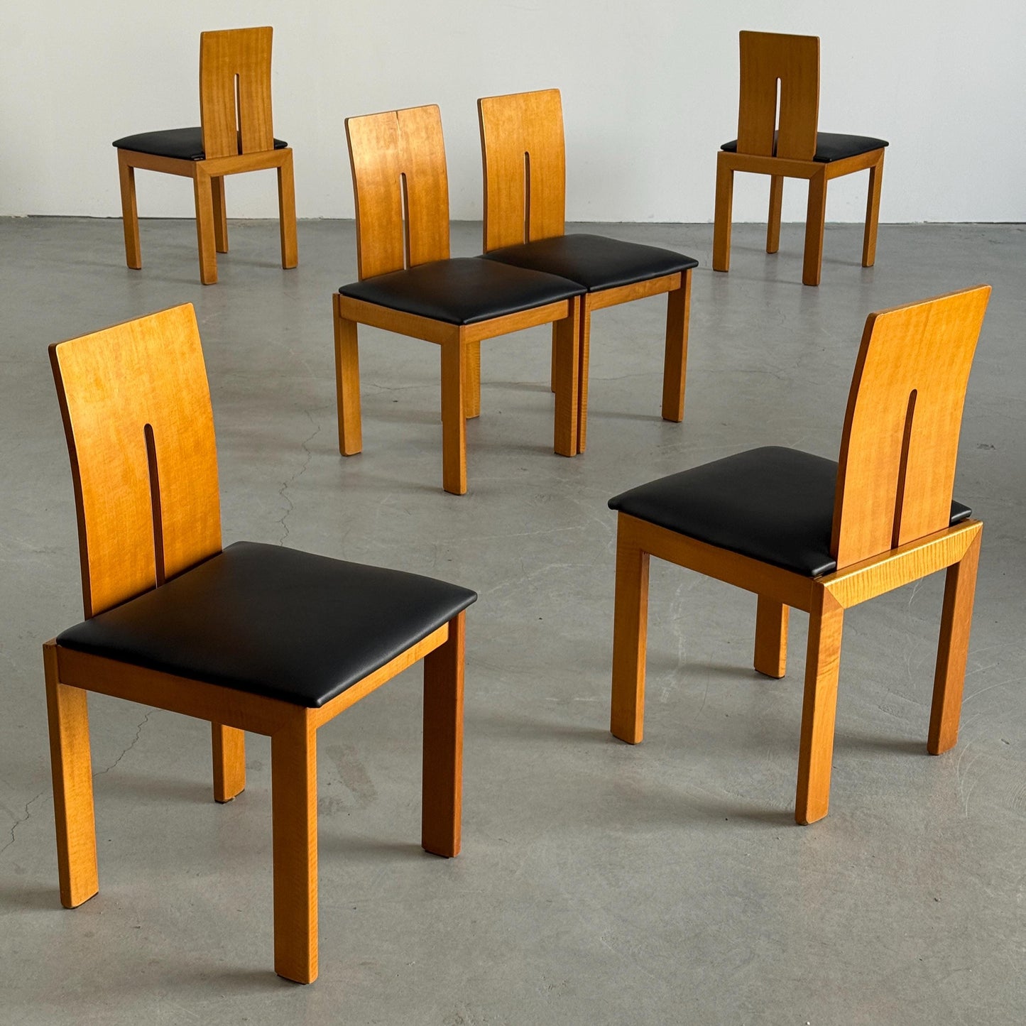 Vintage Stuhl Set von 6 im Stil von Carlo Scarpa für Italien, schwarz