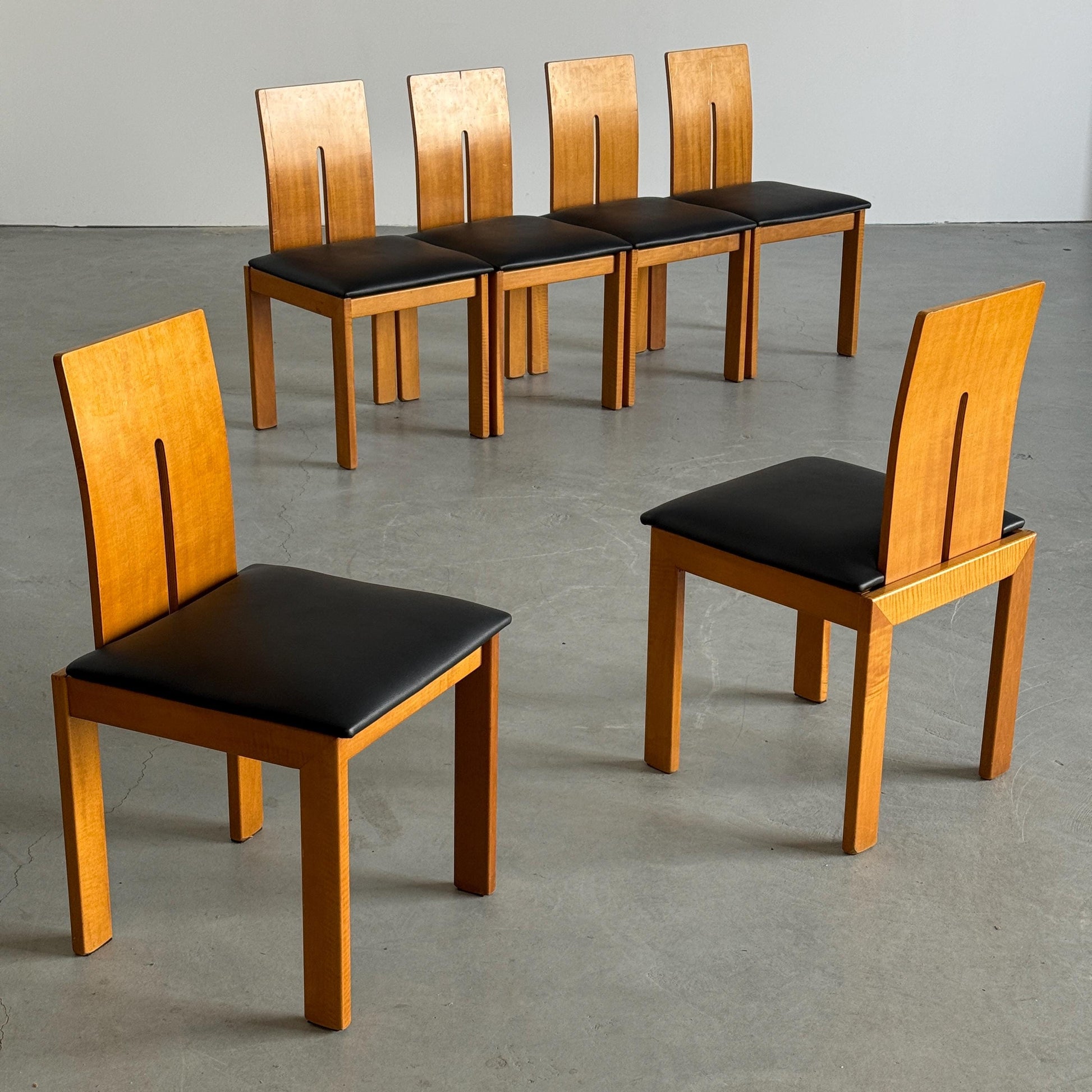 Vintage Stuhl Set von 6 im Stil von Carlo Scarpa für Italien, schwarz