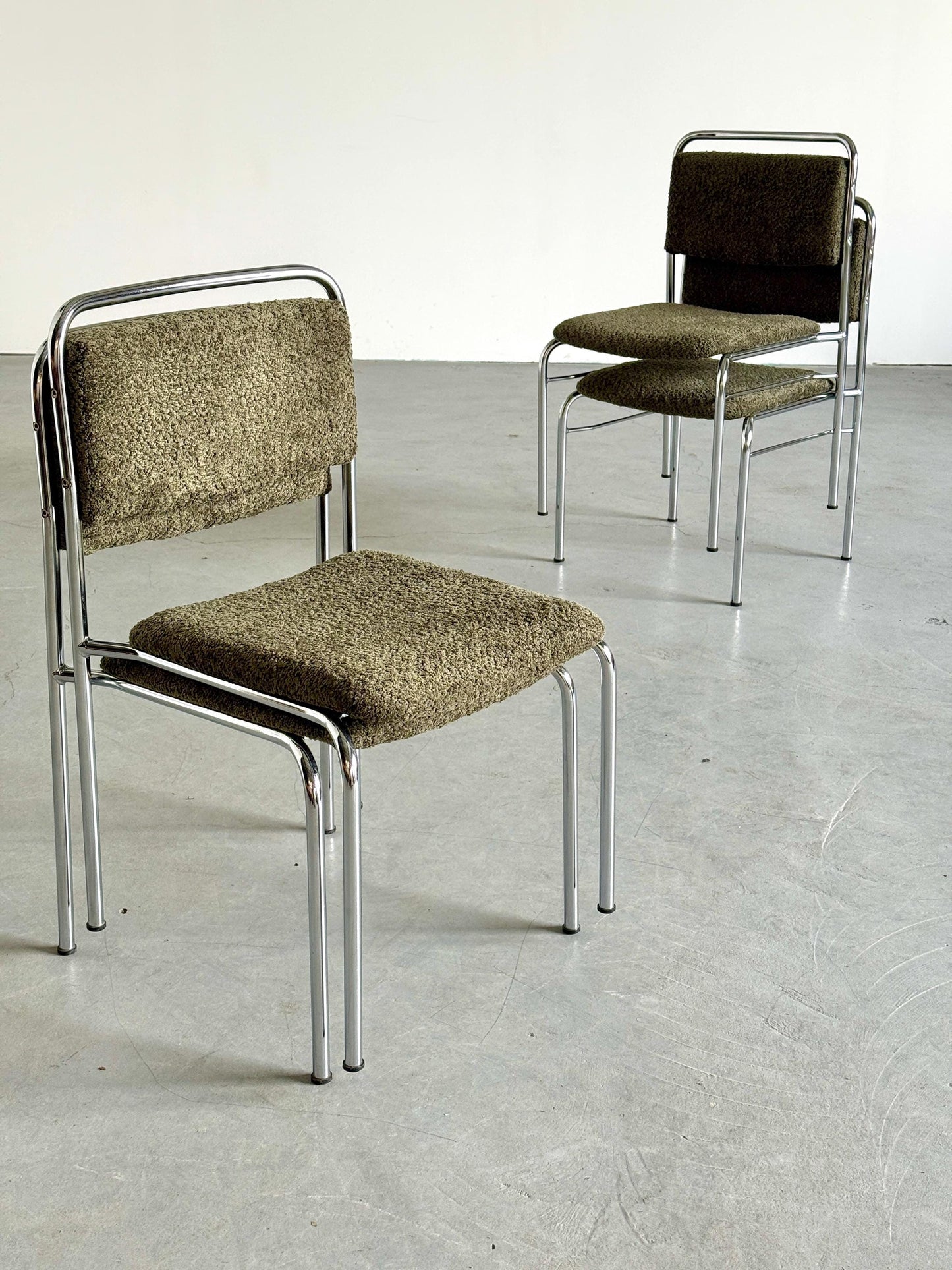 Vintage Set von 4 Stuhl von Hans Fiedler und Hans Heyder Olivgrün Chrom Bouclé