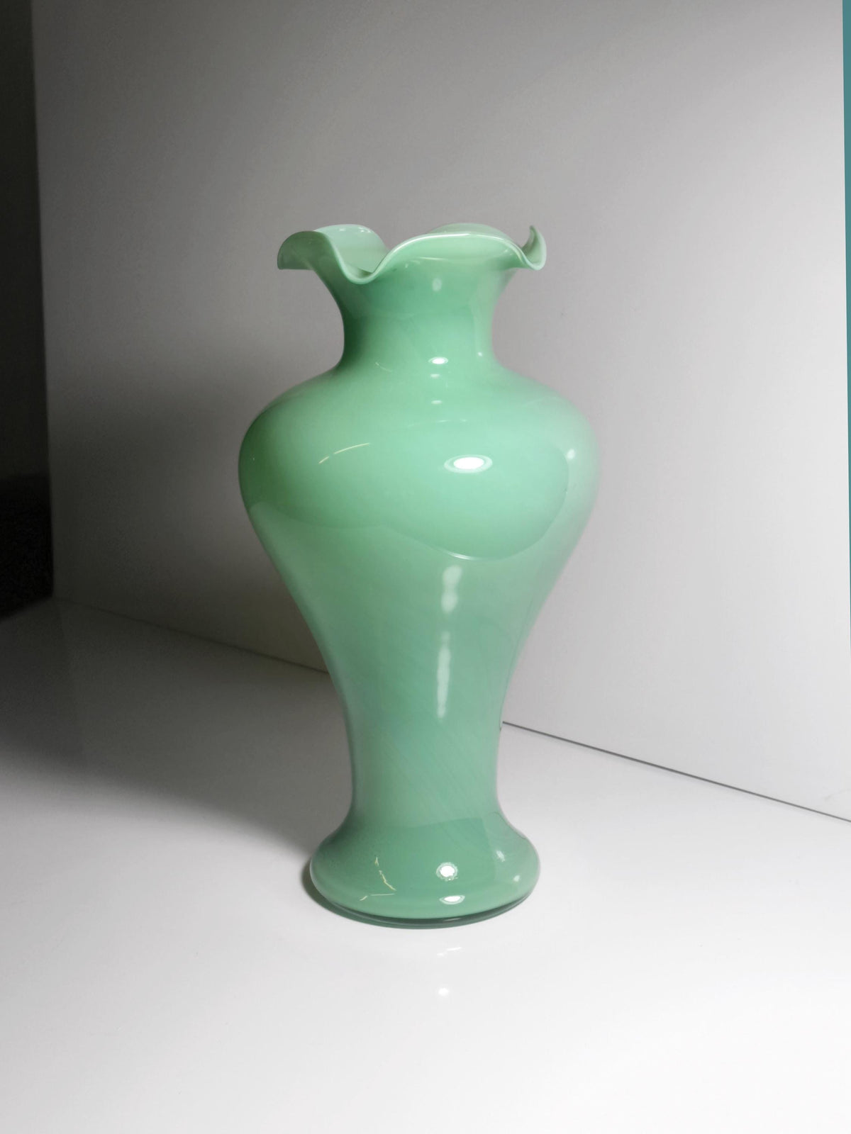 Vintage Murano Opalglas Vase in Jadegrün, Italien 1950er
