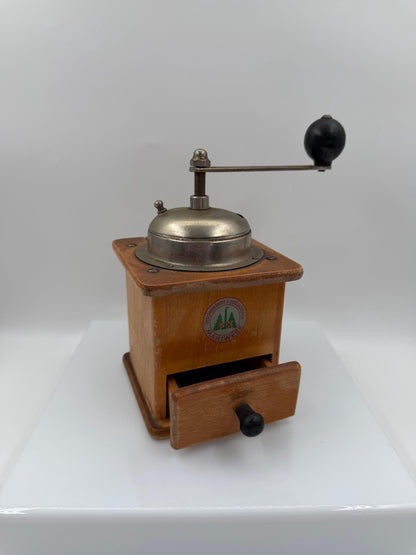 Vintage Kaffeemühle mit FK Mahlwerk „geschmiedet und geräuschlos“