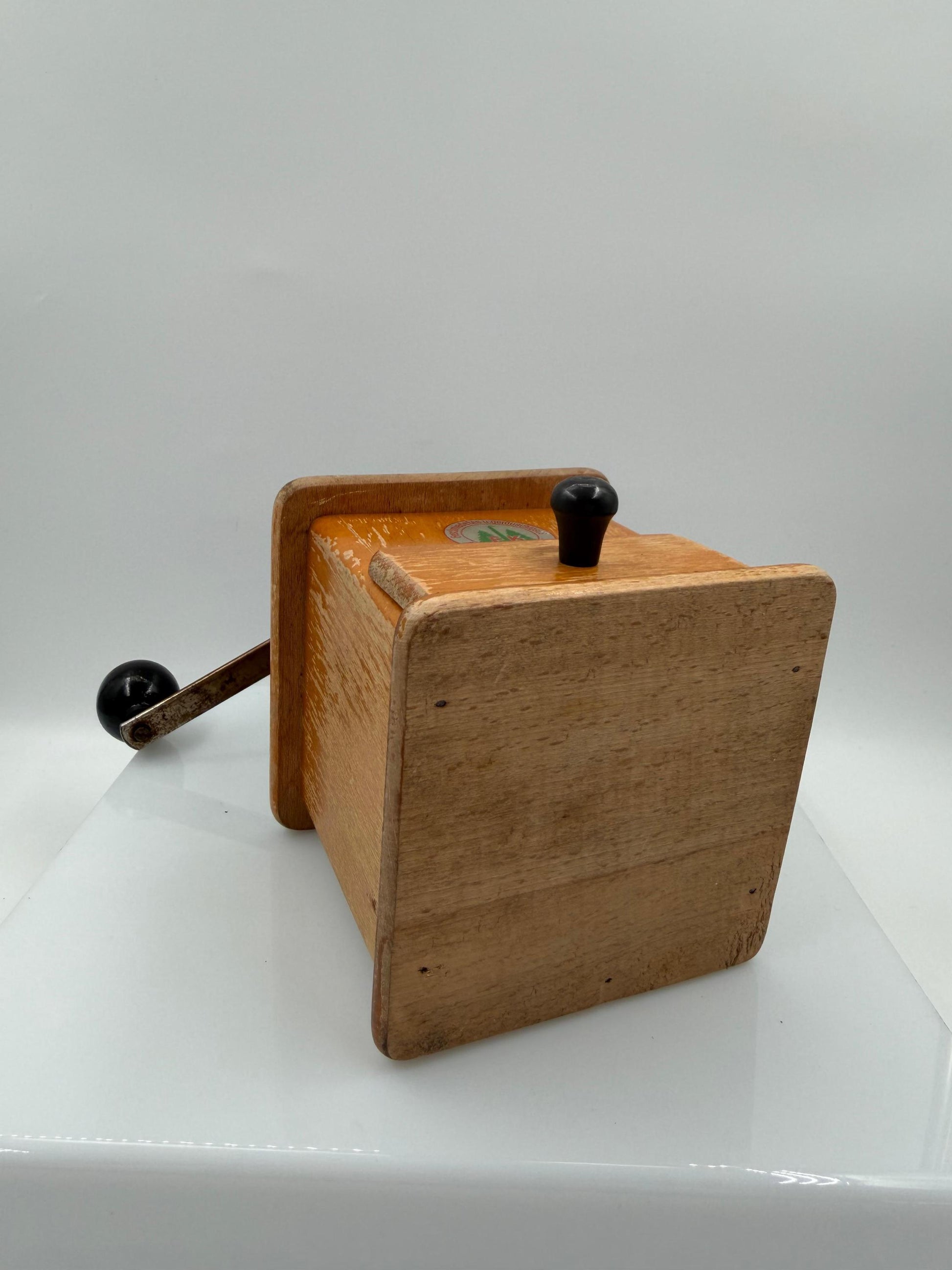 Vintage Kaffeemühle mit FK Mahlwerk „geschmiedet und geräuschlos“