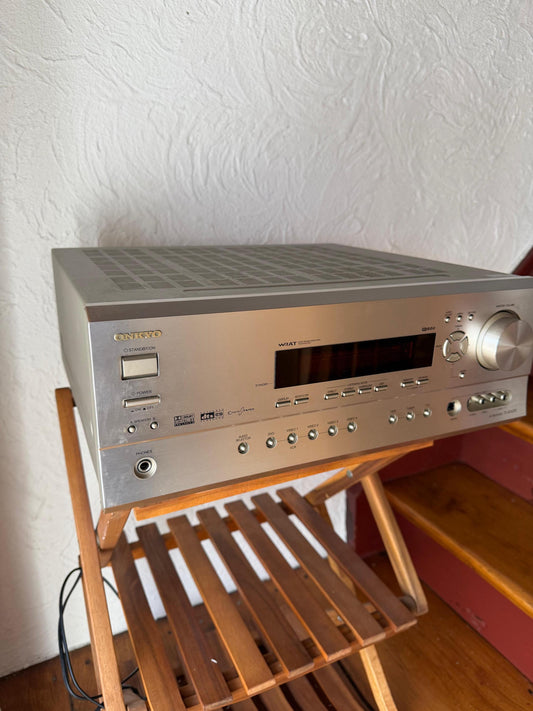 Vintage A/V-Receiver TX-SR600E für Onkyo in Silber