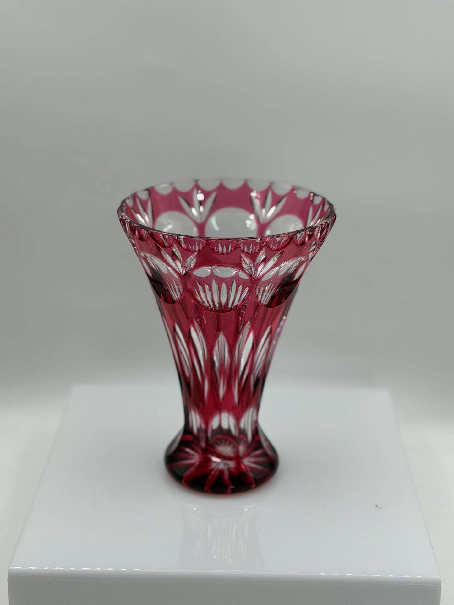 Vintage Kristallvase "Bamberg" von Nachtmann, Rubinrot Überfang handgeschliffen