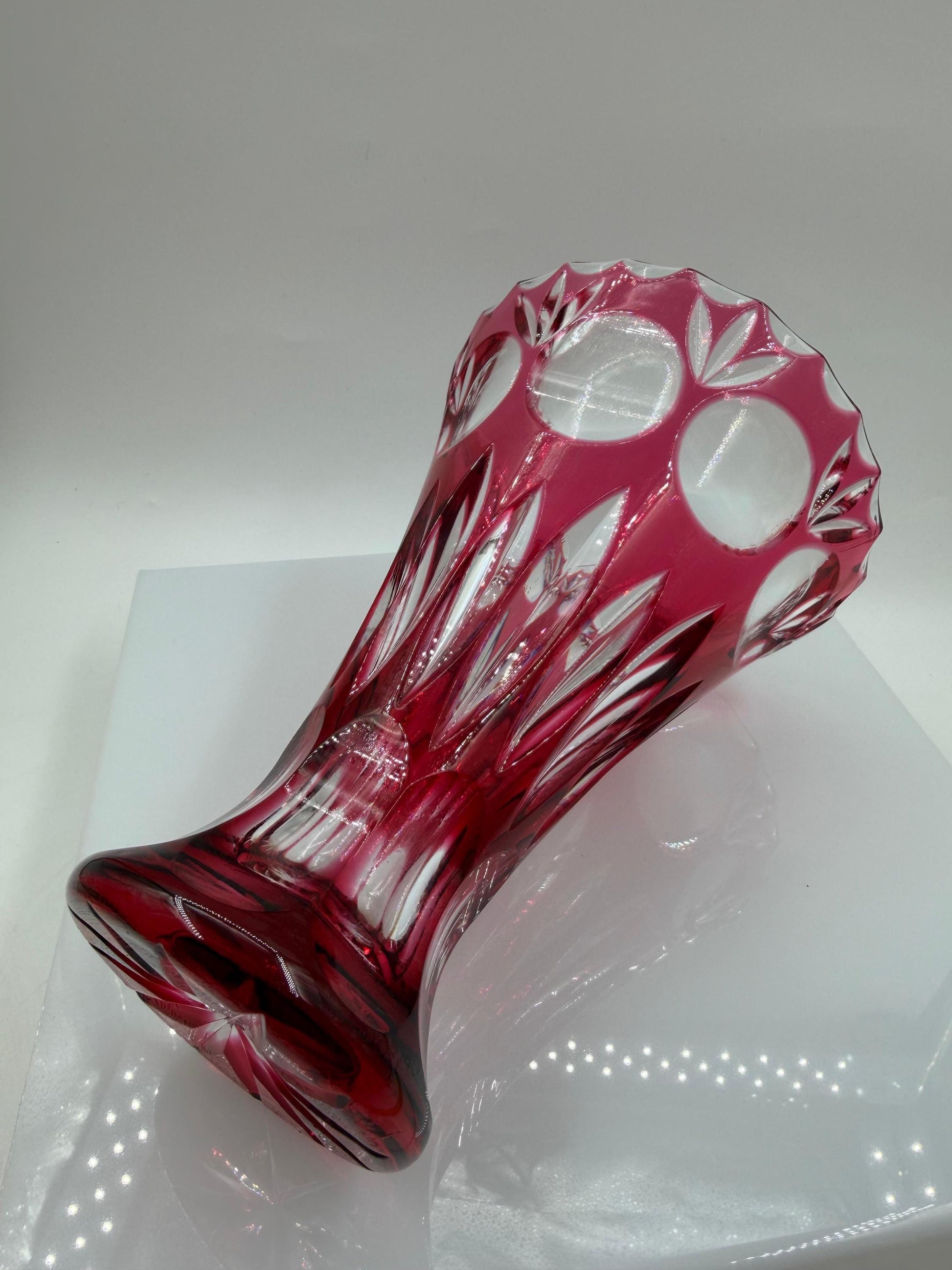 Vintage Kristallvase "Bamberg" von Nachtmann, Rubinrot Überfang handgeschliffen