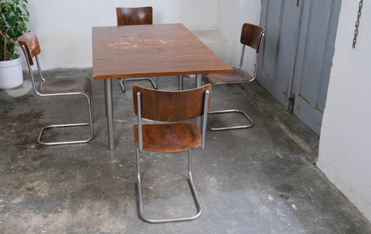Vintage Bauhaus Sitzgruppe mit verlängerbarem Esstisch und vier Freischwinger Stühlen