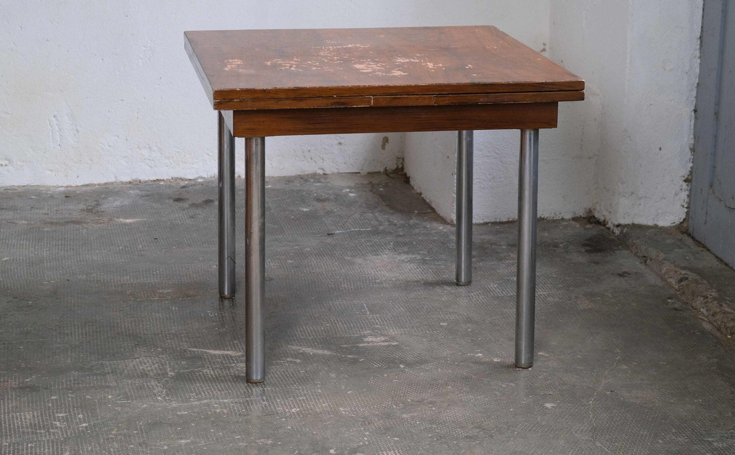 Vintage Bauhaus Sitzgruppe mit verlängerbarem Esstisch und vier Freischwinger Stühlen