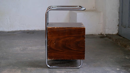 Vintage Bauhaus Nachtschrank mit Holzmalerei