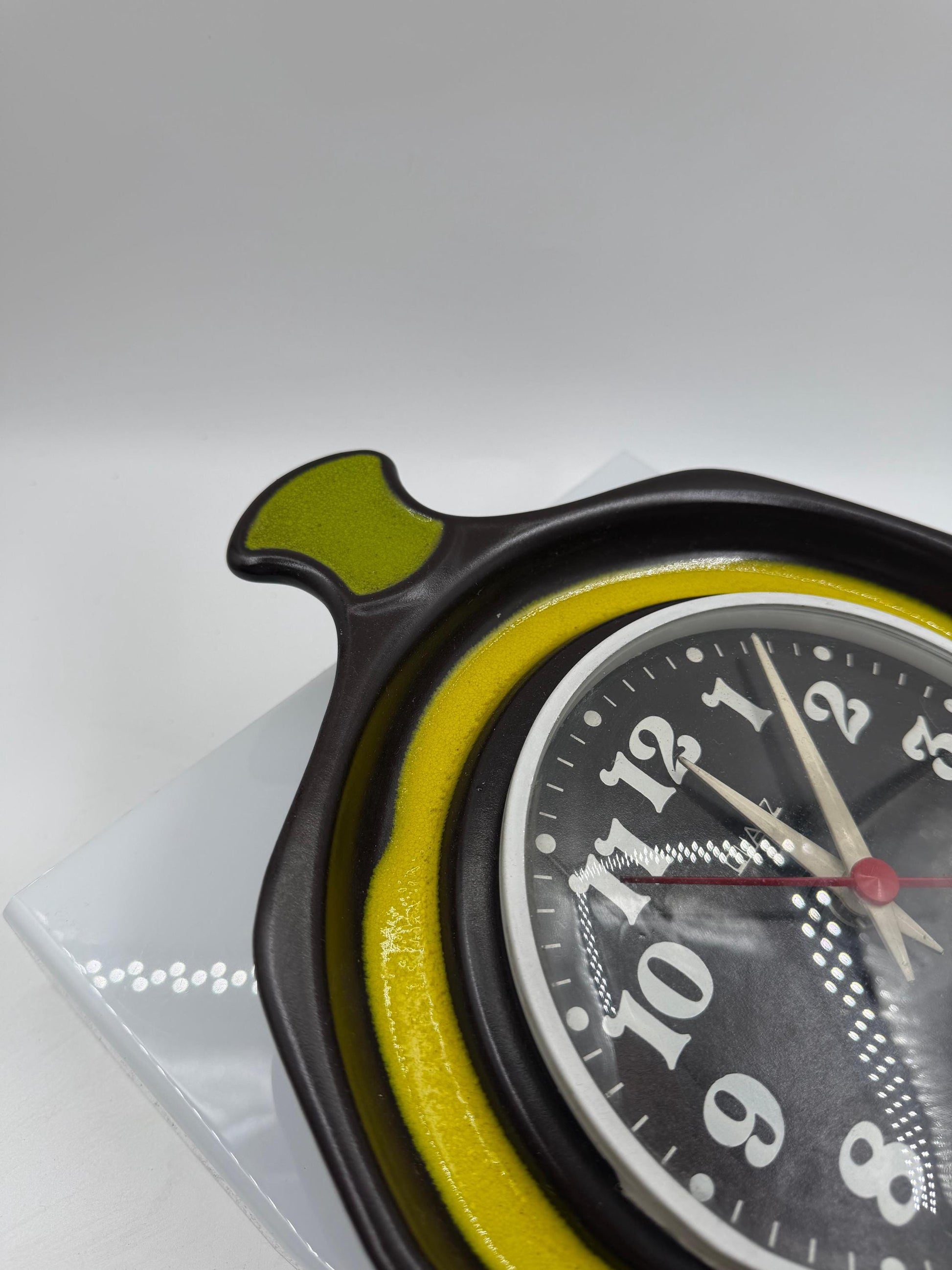 Vintage Wanduhr Chrom Orange Space Age 70er Jahre