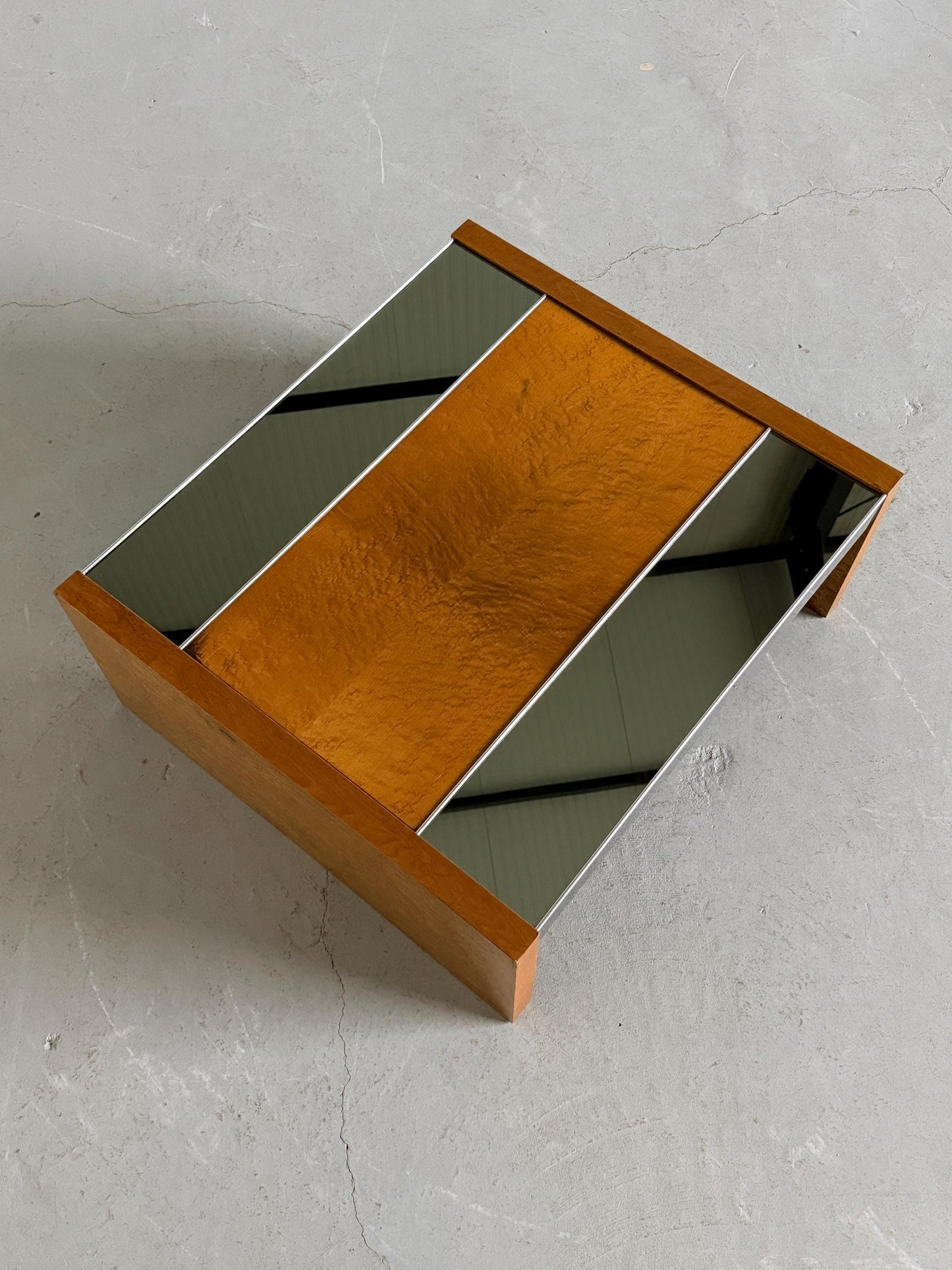 Vintage Couchtisch mit Spiegelplatte aus Maserholz, 1970er Jahre