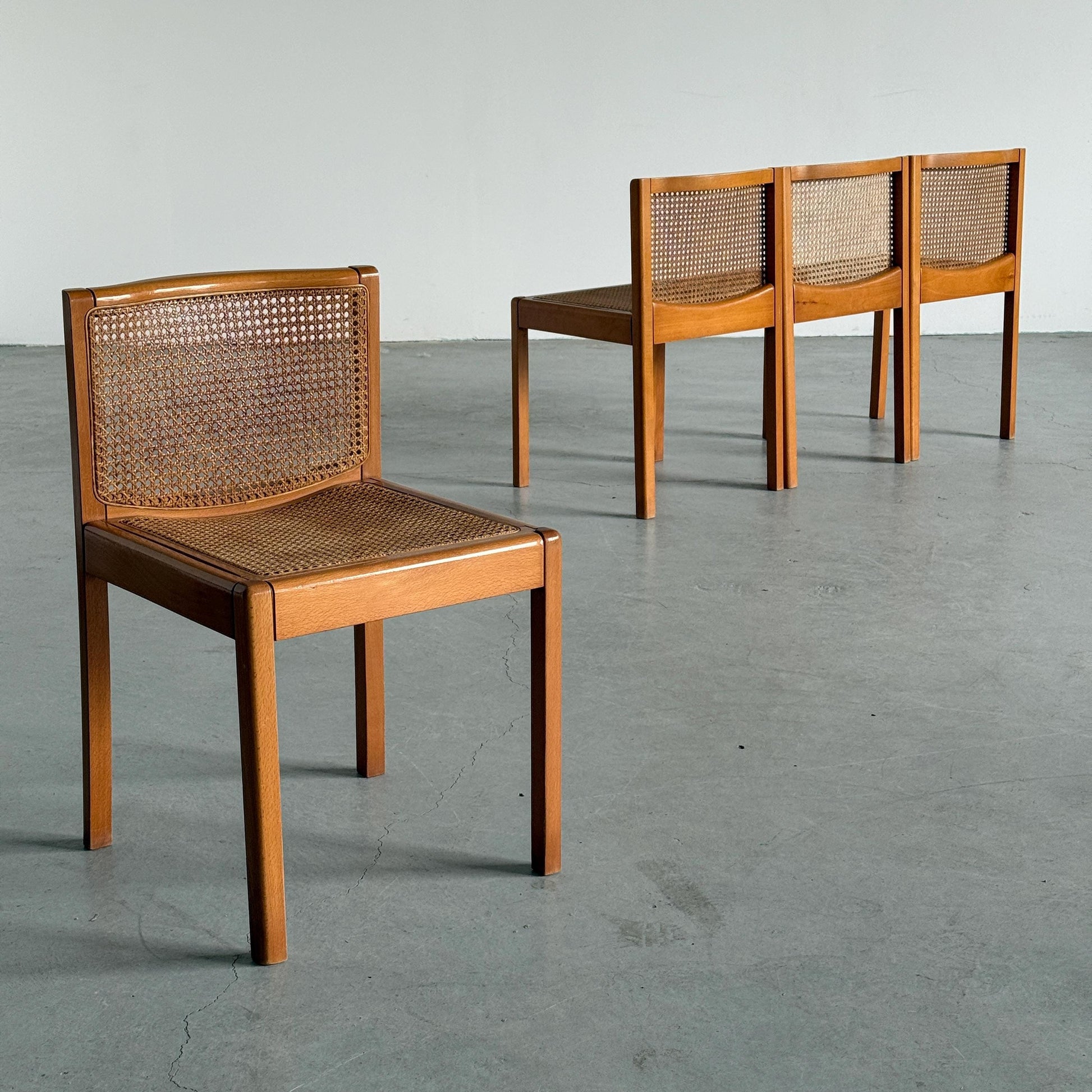 Set von 4 Vintage Essstuhl aus Buche und Wiener Geflecht, Italienisch, 1970er