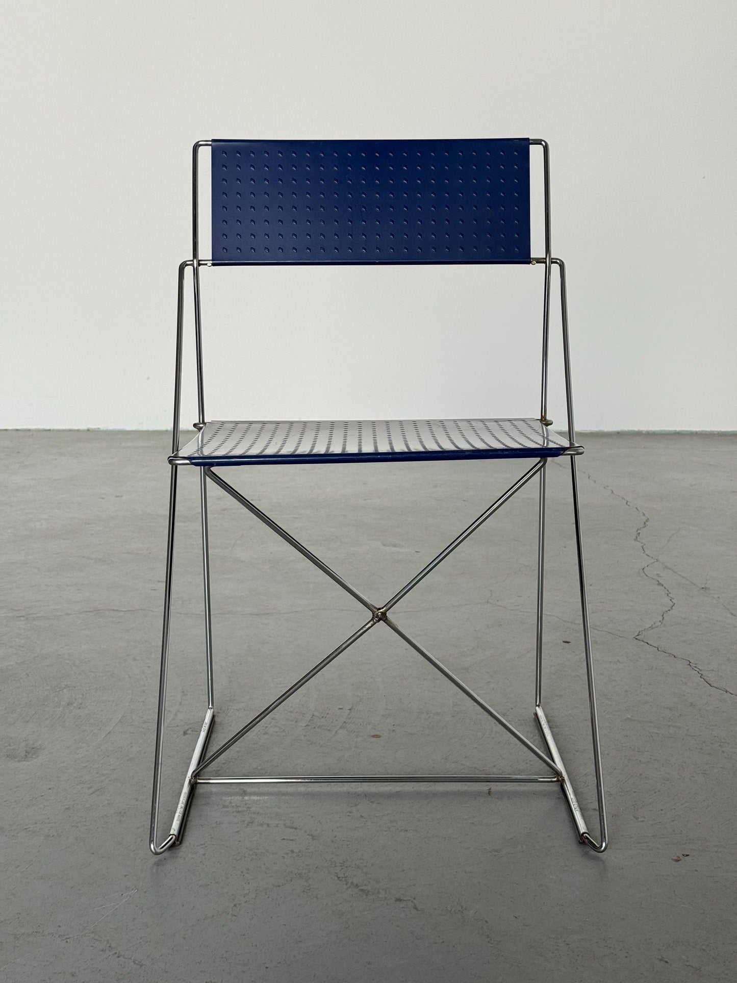 Vintage Stuhl X-Line von Niels Jørgen Haugesen für Magis, blau