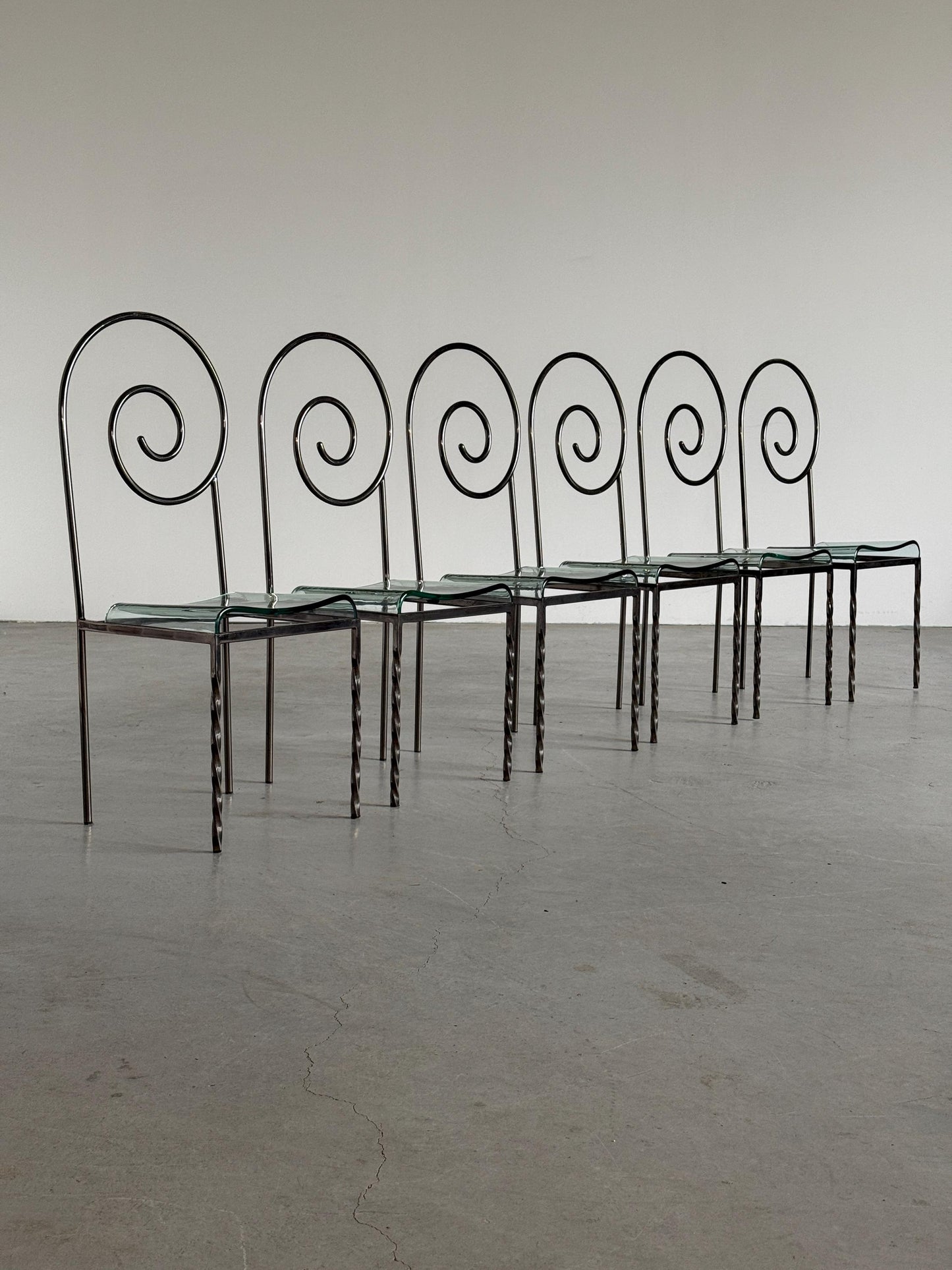 Vintage Stuhl ‘Suspiral’ von Luigi Serafini für Sawaya und Moroni