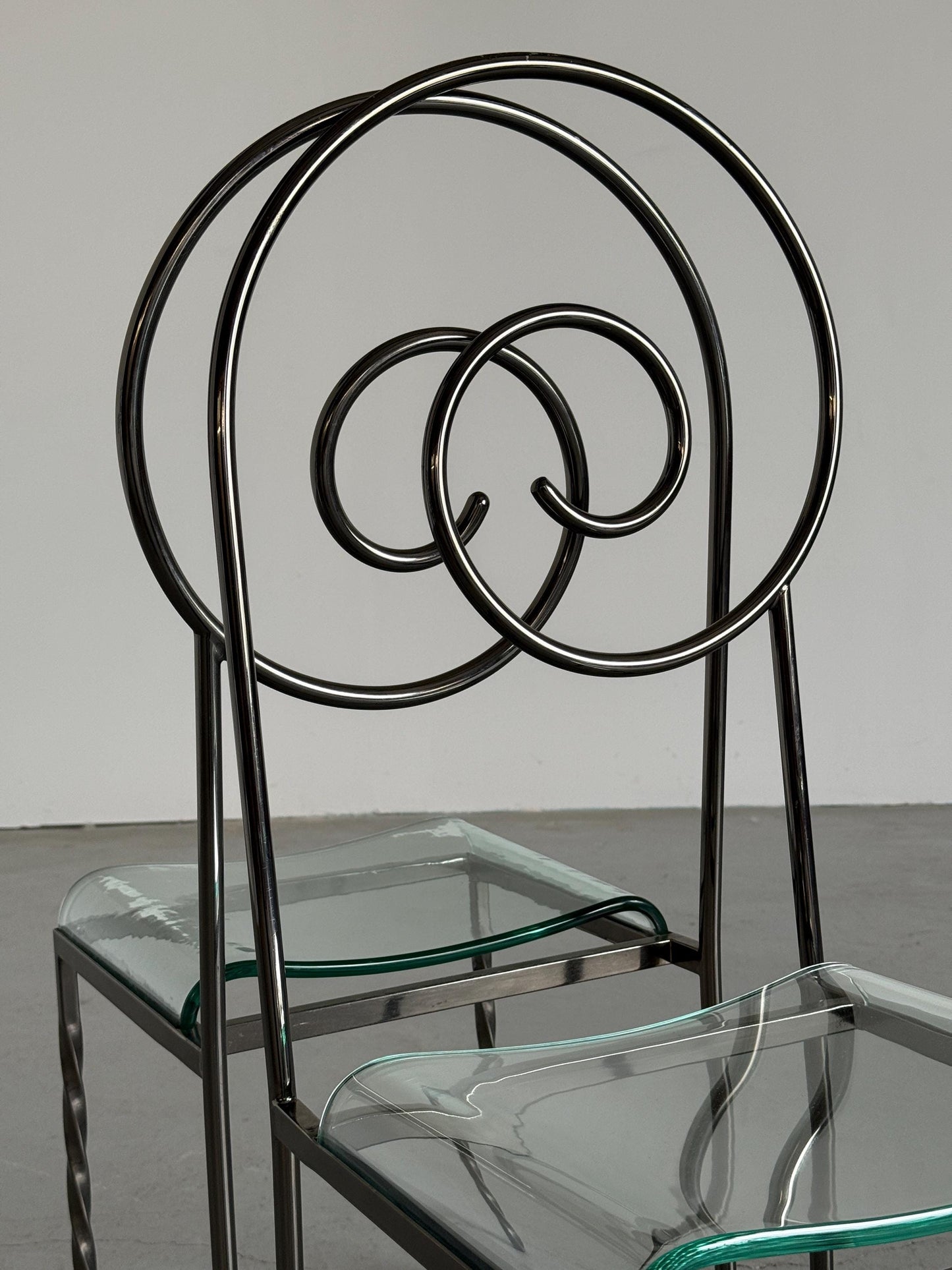 Vintage Stuhl ‘Suspiral’ von Luigi Serafini für Sawaya und Moroni