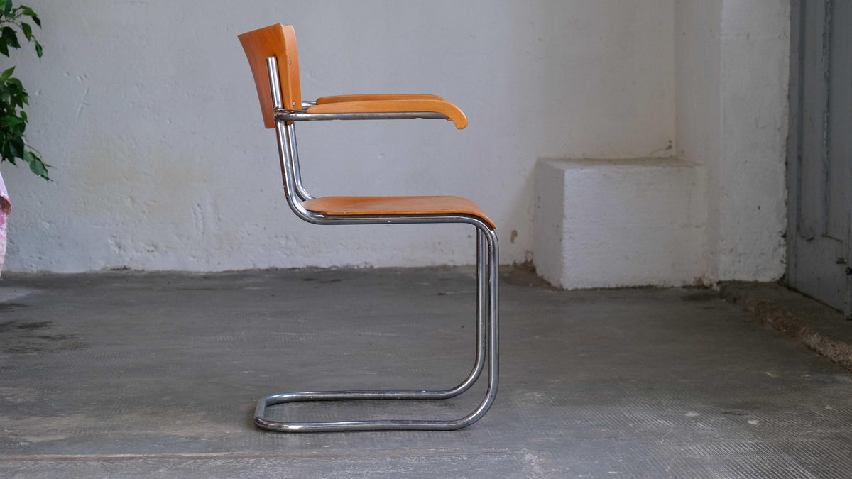 Vintage Freischwinger Armlehnstuhl nach Mart Stam in Orangebraun