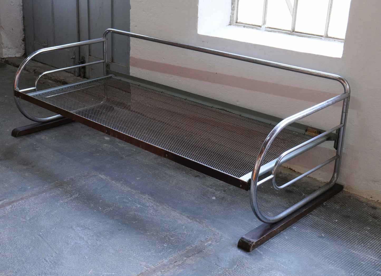 Vintage Bauhaus Stahlrohr Daybed