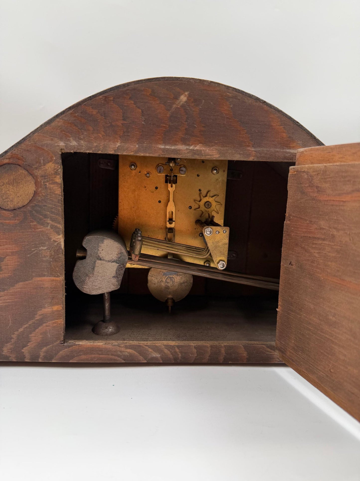 Vintage Kaminuhr aus Holz im Art Déco Stil