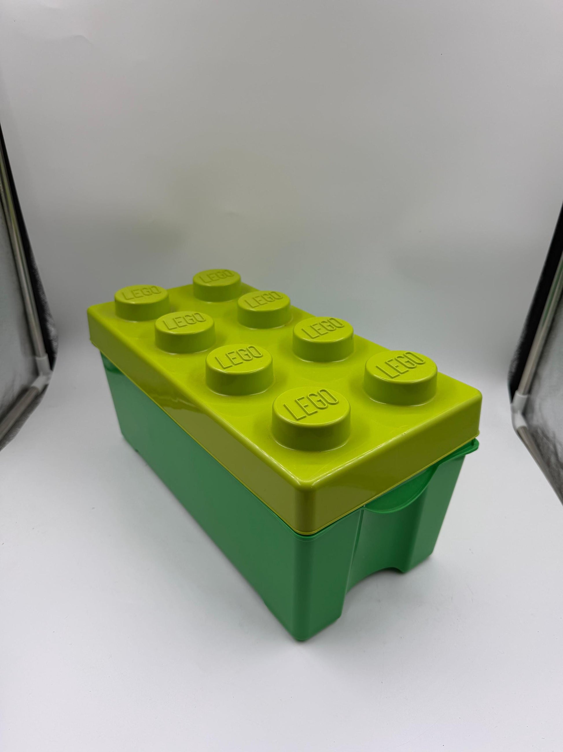 Vintage LEGO Aufbewahrungsbox "Storage Brick" 8 Noppen Grün